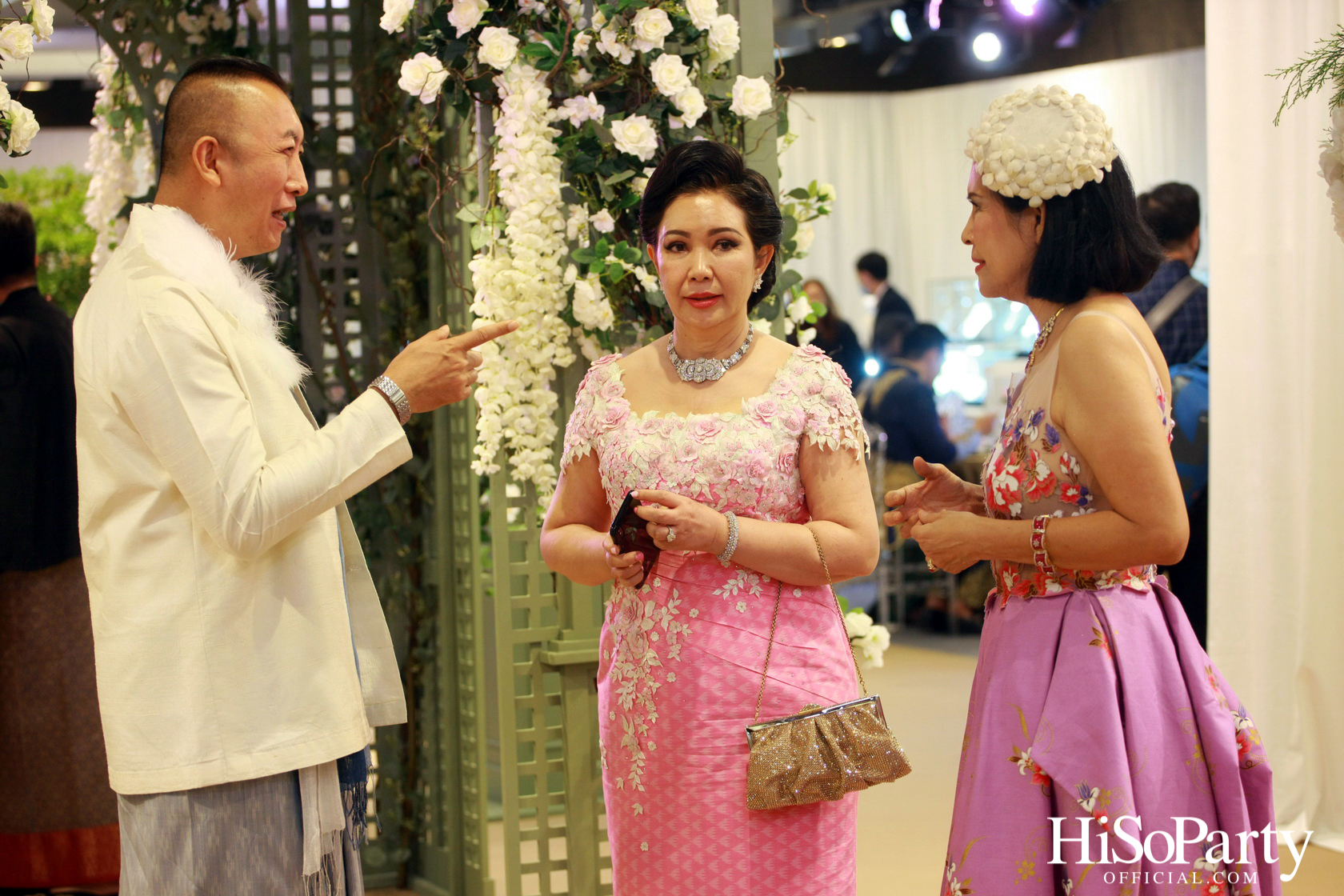 BEAUTY GEMS THE EXTRAVAGANZA OF THAINESS TOGETHER WITH PHLOEN THAI SAMAI NIYOM CLUB