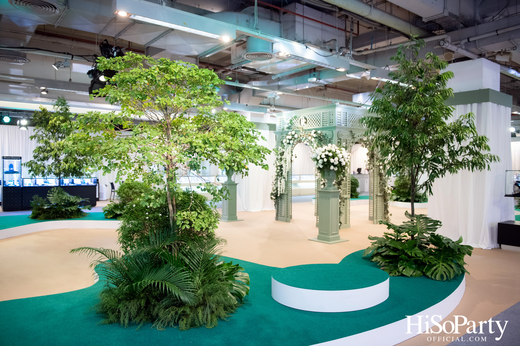 BEAUTY GEMS THE EXTRAVAGANZA OF THAINESS with HiSoParty