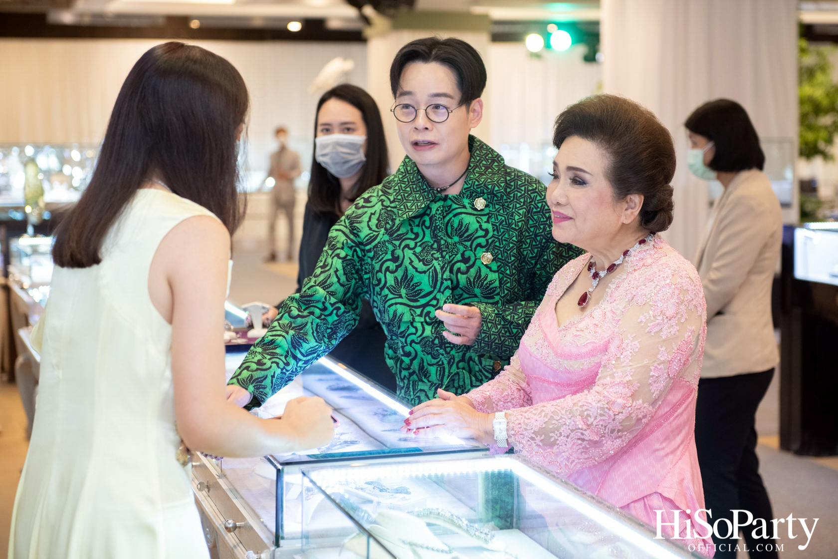 BEAUTY GEMS THE EXTRAVAGANZA OF THAINESS with HiSoParty