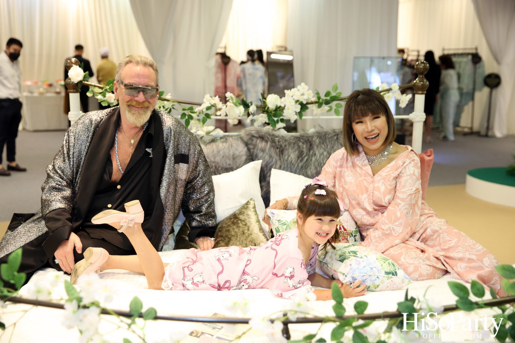 ‘The Luxury Runway PAJAMAS with DIAMOND’ แฟชั่นโชว์สุดเอ็กซ์คลูซีฟ จาก Beauty Gems และ Vintel