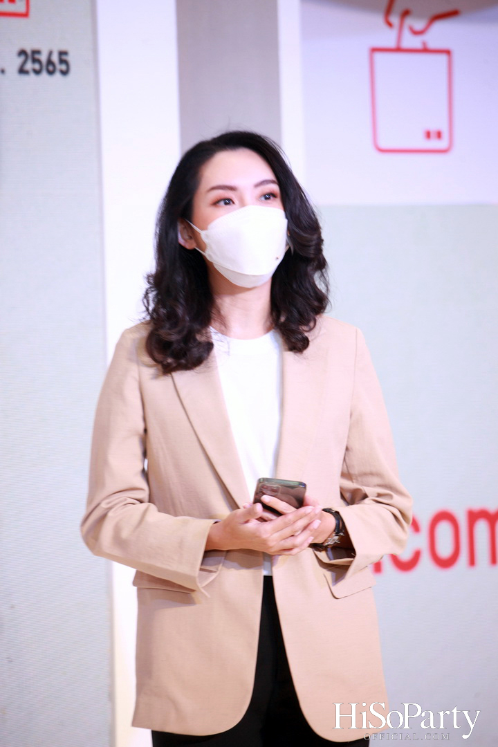 ยูนิโคล่ ประเทศไทย ฉลองครบรอบ 6 ปี ยูนิโคล่ ออนไลน์สโตร์