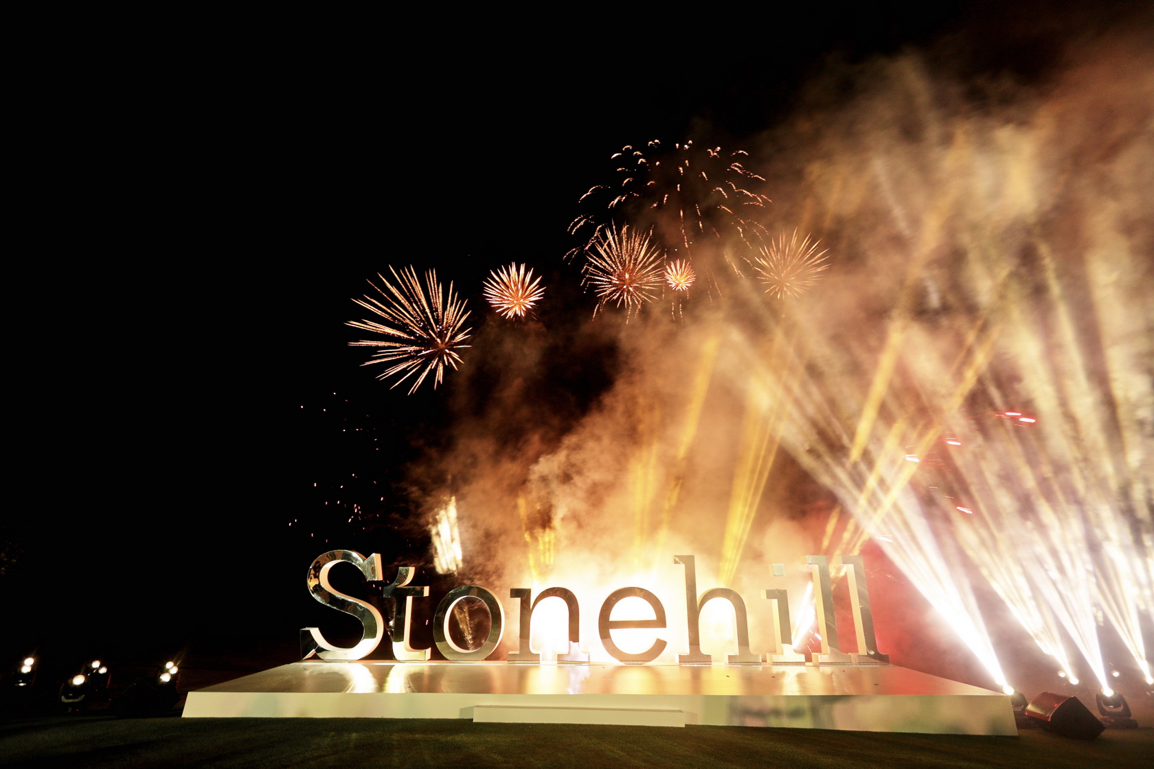 งาน Grand Opening ‘Stonehill’ สุดยอดสนามกอล์ฟที่เต็มไปด้วยจิตวิญญาณของผู้ก่อตั้ง สารัชถ์ รัตนาวะดี และ สาริศ รัตนาวะดี และผู้มาเยือน