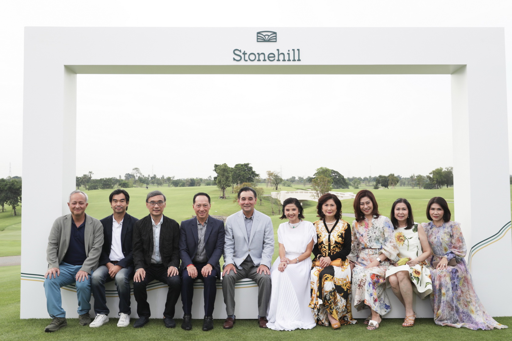 งาน Grand Opening ‘Stonehill’ สุดยอดสนามกอล์ฟที่เต็มไปด้วยจิตวิญญาณของผู้ก่อตั้ง สารัชถ์ รัตนาวะดี และ สาริศ รัตนาวะดี และผู้มาเยือน