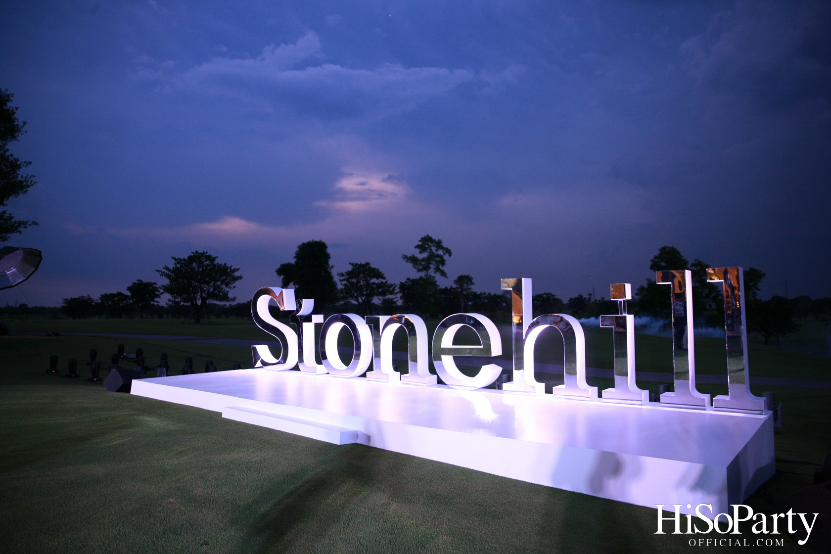งาน Grand Opening ‘Stonehill’ สุดยอดสนามกอล์ฟที่เต็มไปด้วยจิตวิญญาณของผู้ก่อตั้ง สารัชถ์ รัตนาวะดี และ สาริศ รัตนาวะดี และผู้มาเยือน