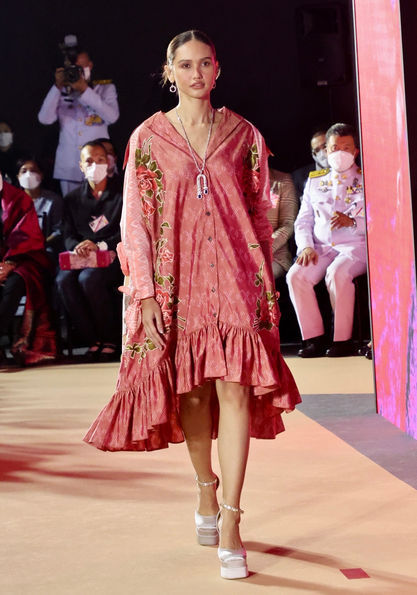 สมเด็จพระเจ้าลูกเธอ เจ้าฟ้าสิริวัณณวรี นารีรัตนราชกัญญา เสด็จเปิดงาน ‘สืบสานใจ หัตถศิลป์ไทย สู่สากล’