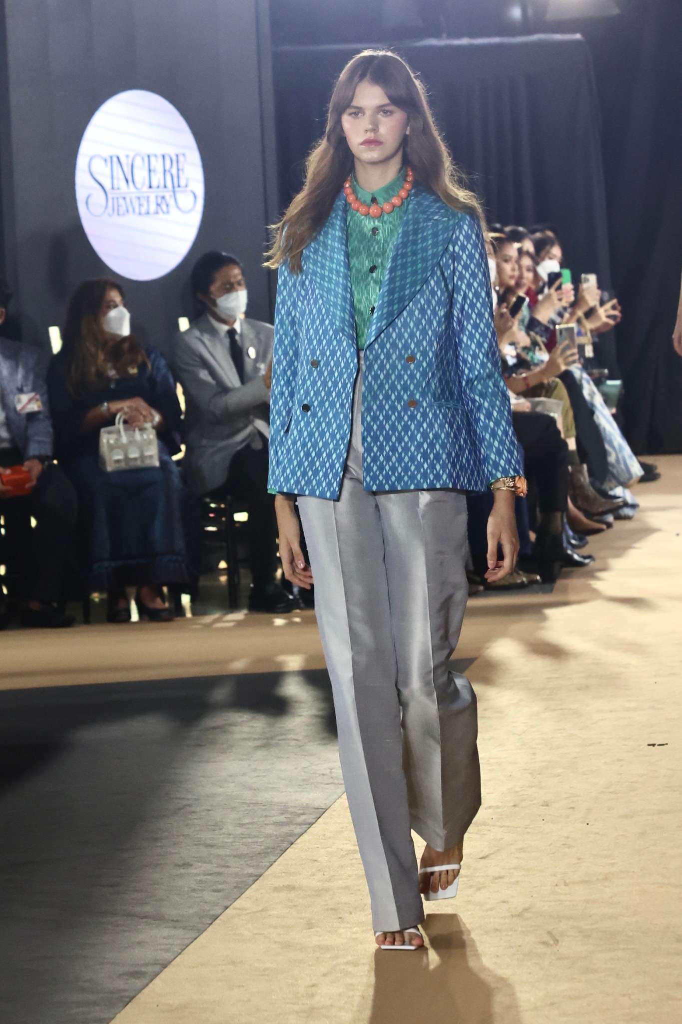 สมเด็จพระเจ้าลูกเธอ เจ้าฟ้าสิริวัณณวรี นารีรัตนราชกัญญา เสด็จเปิดงาน ‘สืบสานใจ หัตถศิลป์ไทย สู่สากล’