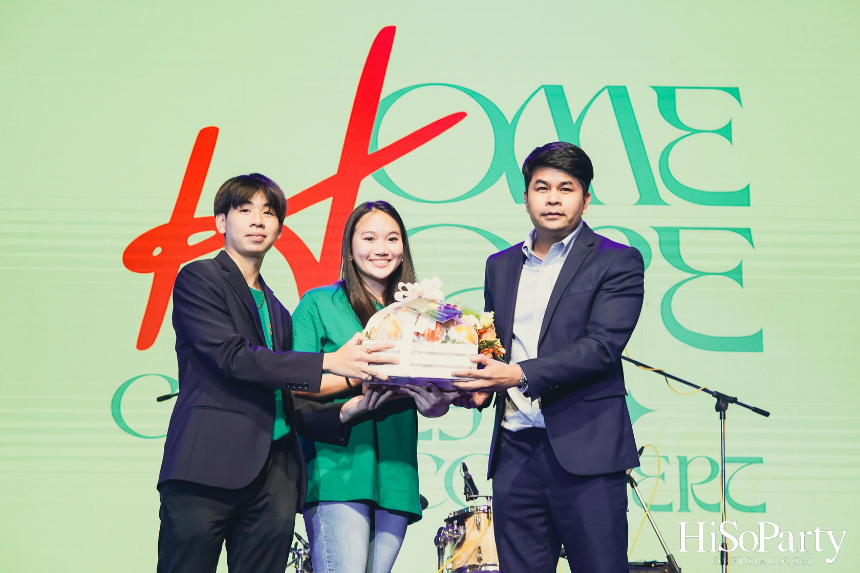 ‘Home Hope Charity Concert’ คอนเซ็ปต์ Net Zero Carbon Footprint Concert for Climate Refugees โดย พราว ธนวิสุทธิ์ และ ติณณ์ ตติยมณีกุล