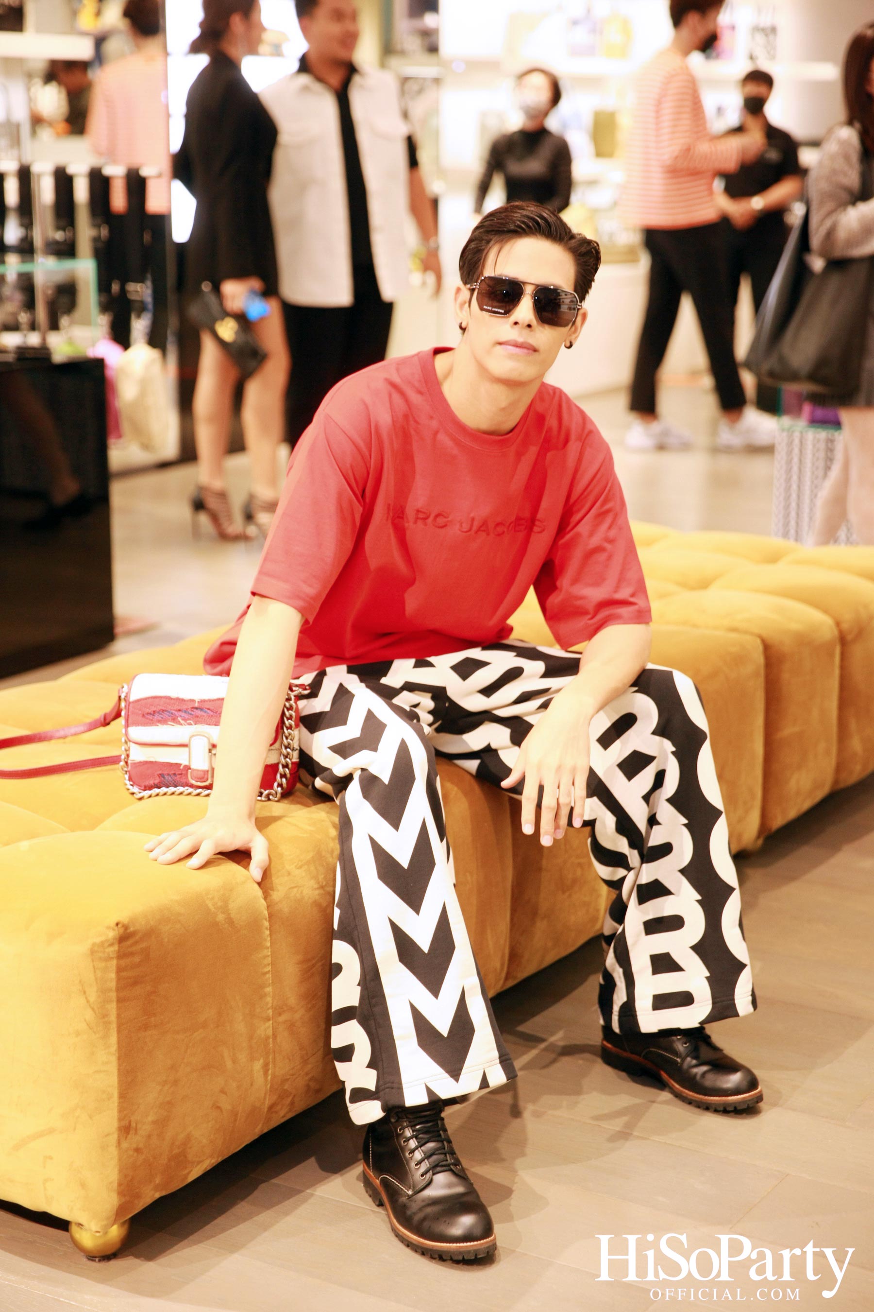 MARC JACOBS THE DENIM MONOGRAM COLLECTION