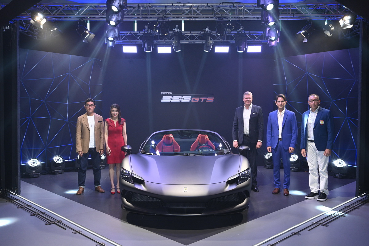 Ferrari 296 GTS สุดยอดซูเปอร์คาร์ ขุมพลัง V6 ปลั๊ก-อิน ไฮบริด 830 แรงม้า พร้อมอวดโฉมแล้วที่คาวาลลิโน มอเตอร์