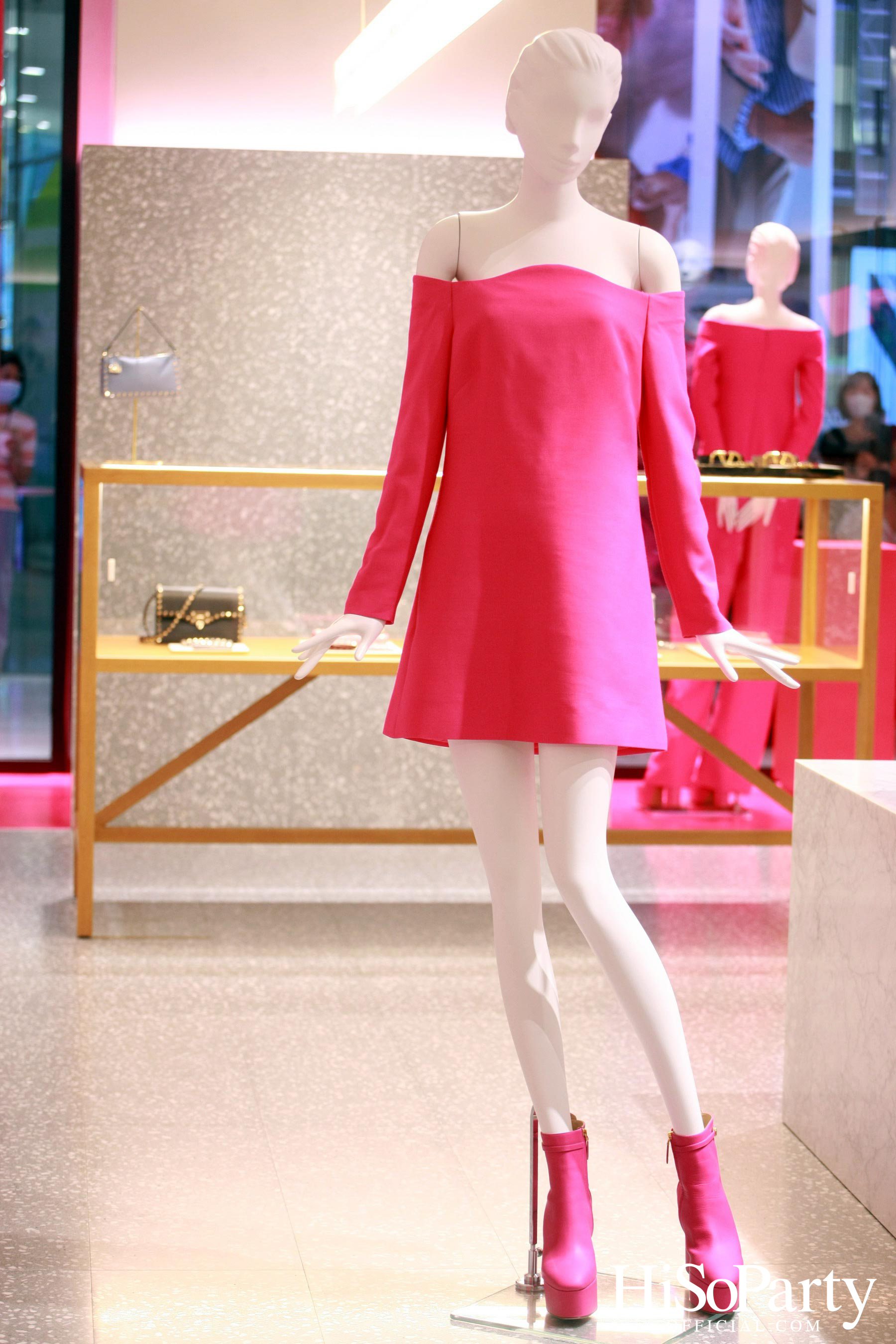 งานเปิดตัวคอลเลกชั่น Valentino Pink PP
