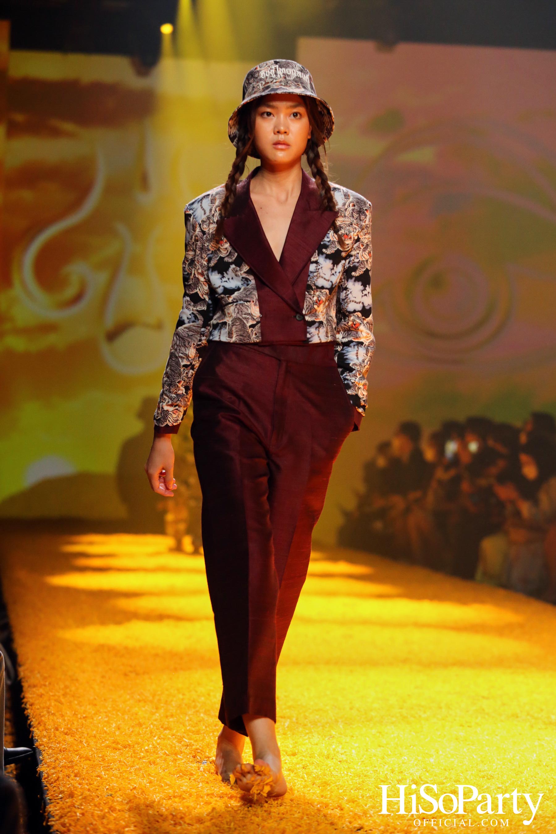 ISSUE presented by TAT @Siam Paragon Bangkok International Fashion Week 2022 (BIFW2022)
