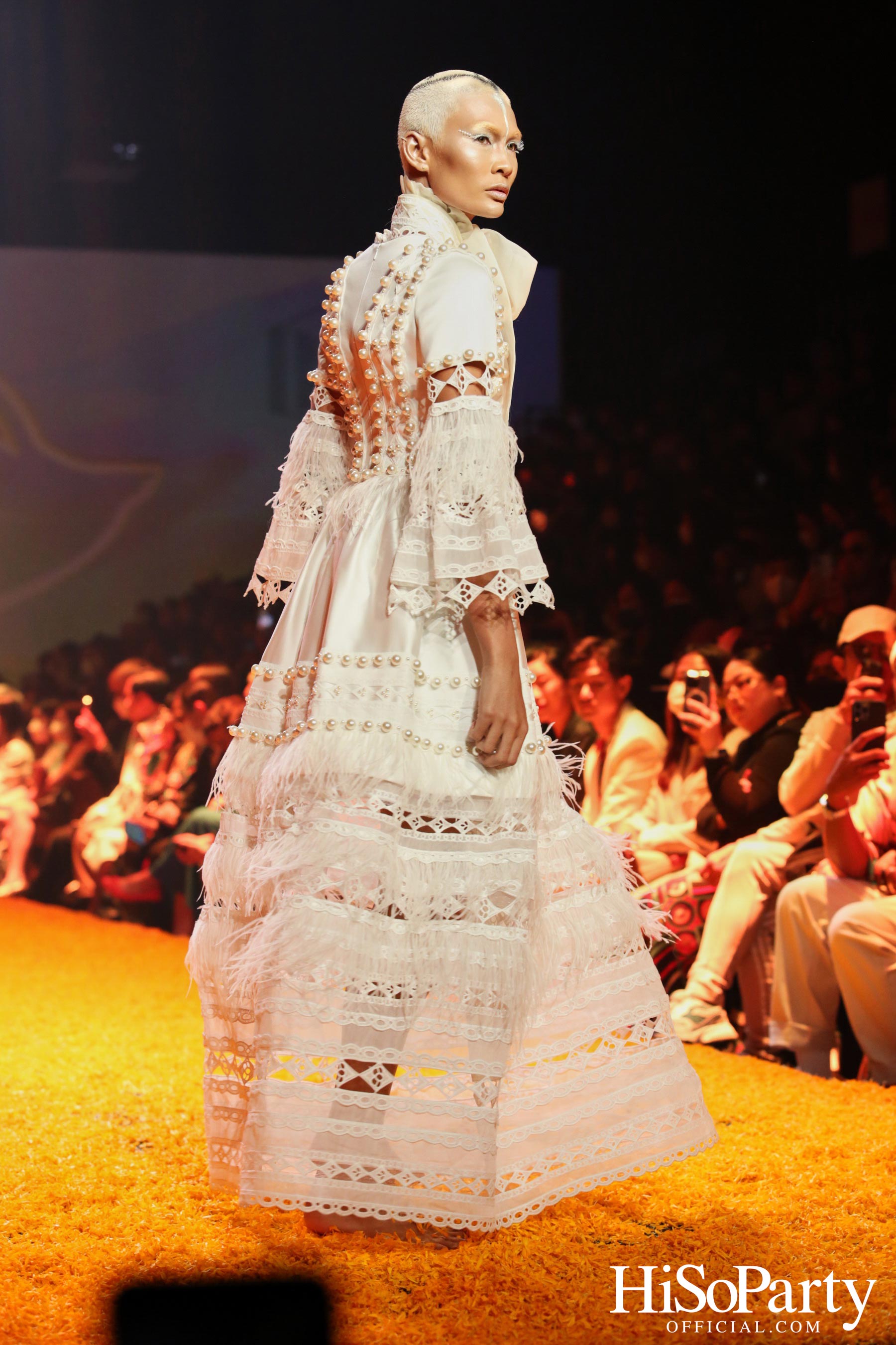 ISSUE presented by TAT @Siam Paragon Bangkok International Fashion Week 2022 (BIFW2022)