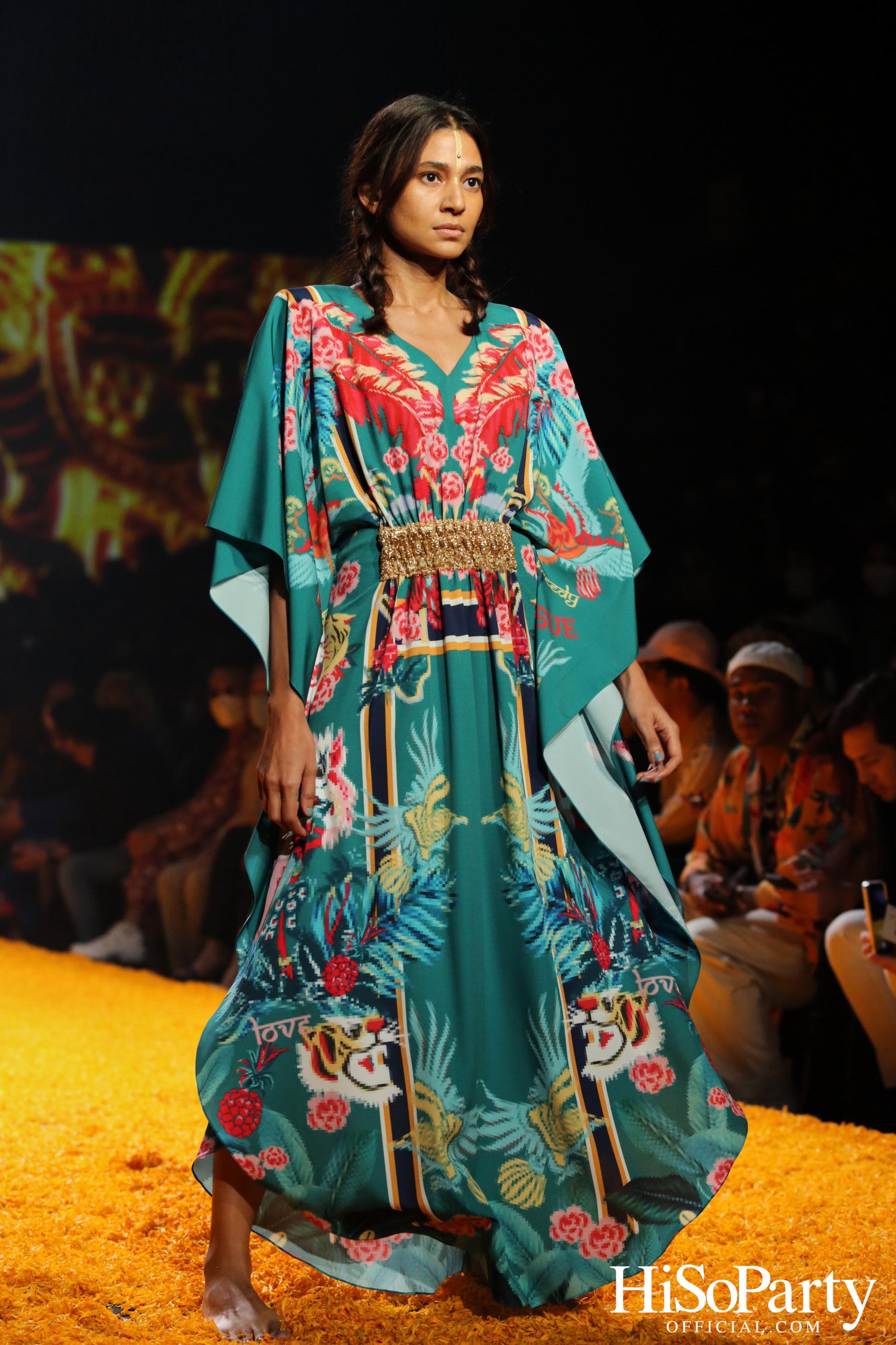 ISSUE presented by TAT @Siam Paragon Bangkok International Fashion Week 2022 (BIFW2022)