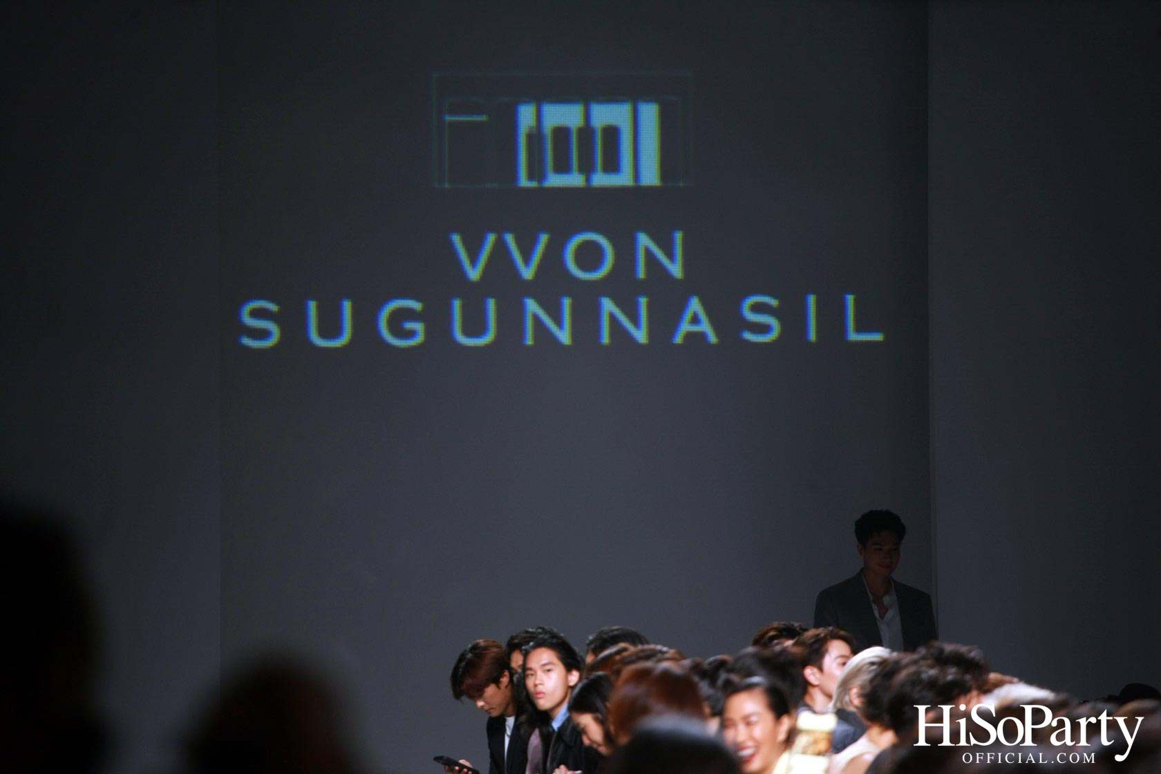 VVON SUGUNNASIL @Siam Paragon Bangkok International Fashion Week 2022 (BIFW2022)