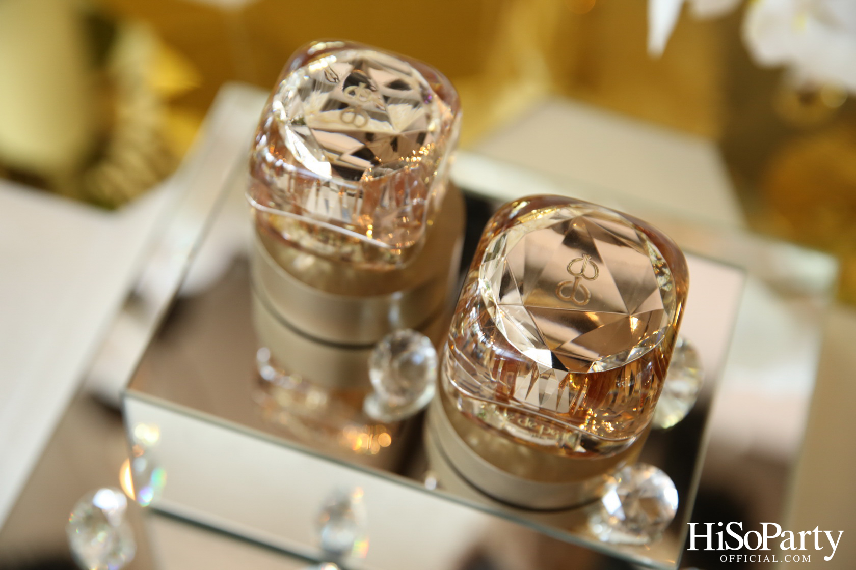 HiSoParty Magazine X Clé de Peau Beauté