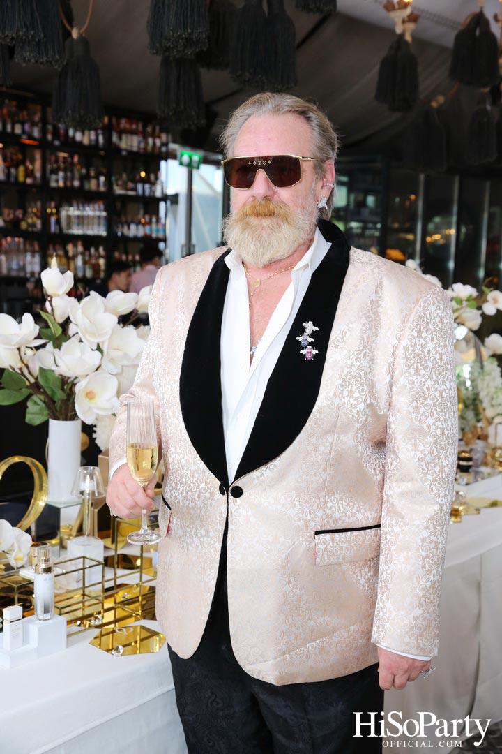 HiSoParty Magazine X Clé de Peau Beauté