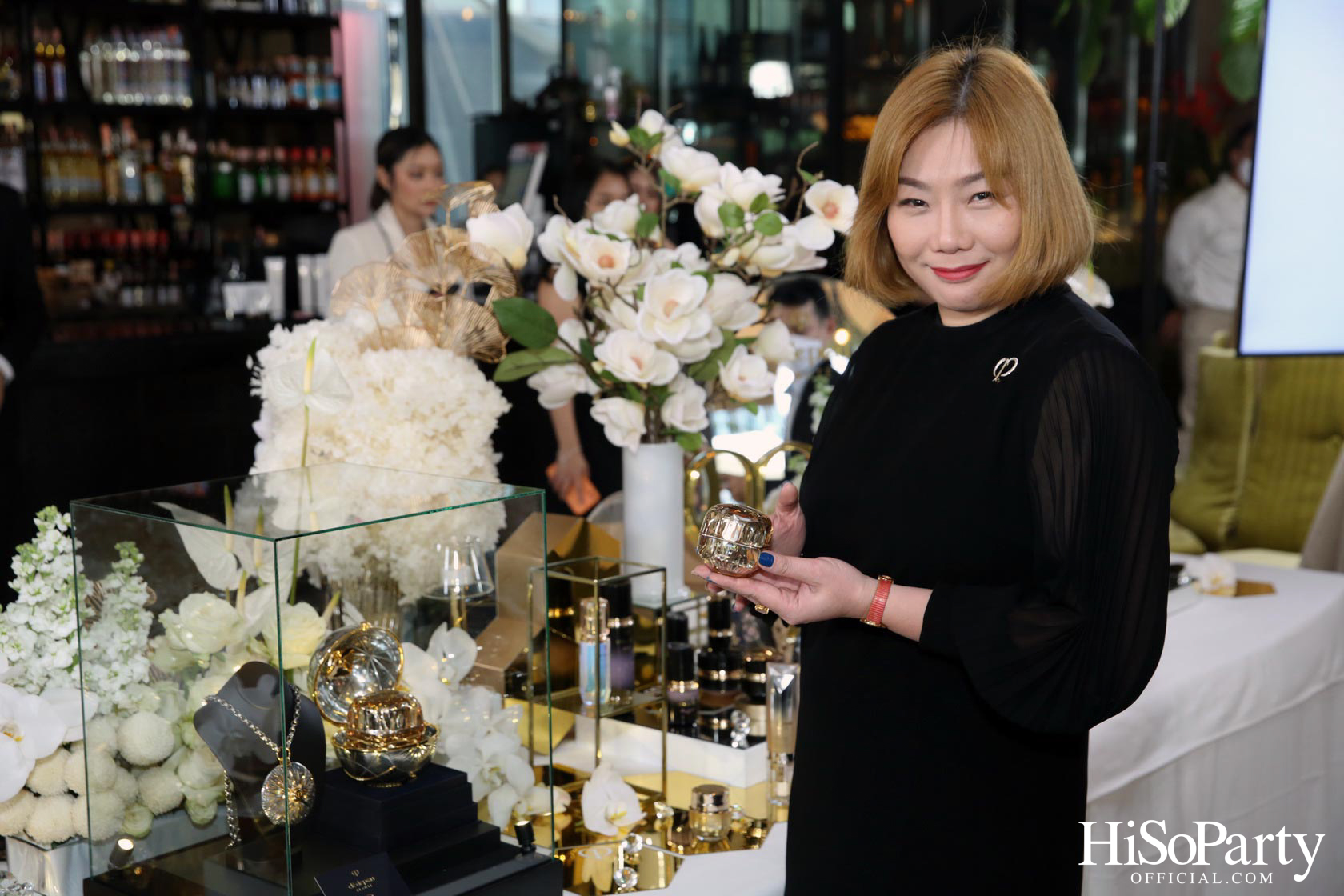 HiSoParty Magazine X Clé de Peau Beauté