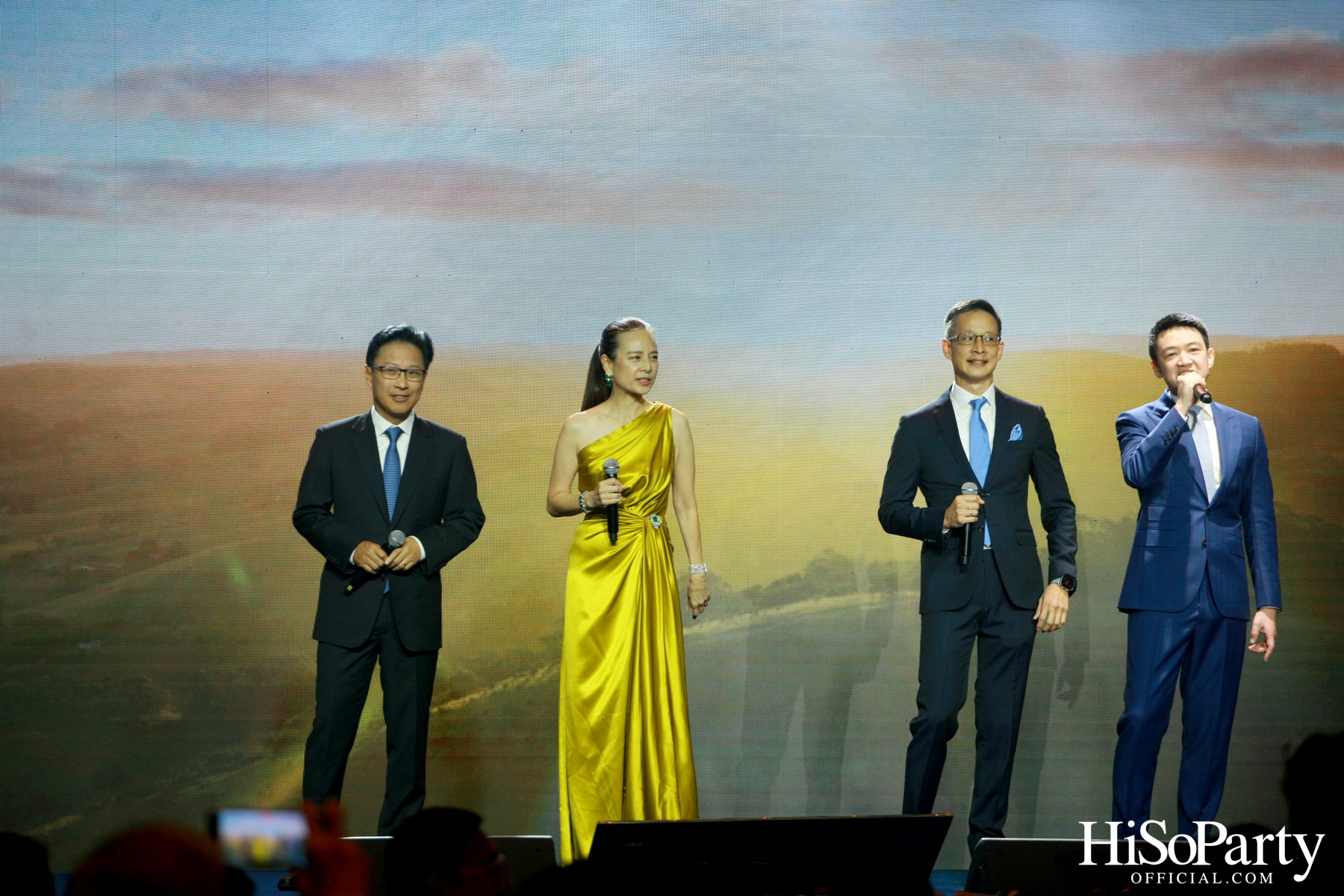 ‘9 ทศวรรษแห่งรอยยิ้ม’ งานฉลองครบรอบ 90 ปี เมืองไทยประกันภัย