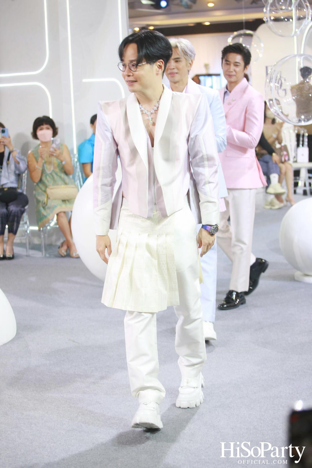 THAINESS COUTURE SHOW BY BEAUTY GEMS X KUNAKHOM