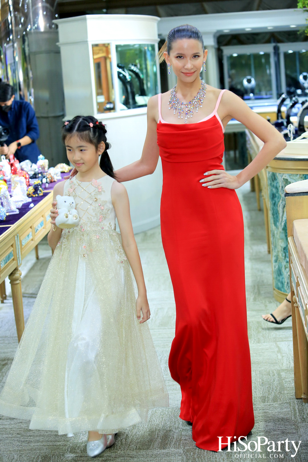 HiSoParty x Beauty Gems - Christmas Party 2022 - PART II