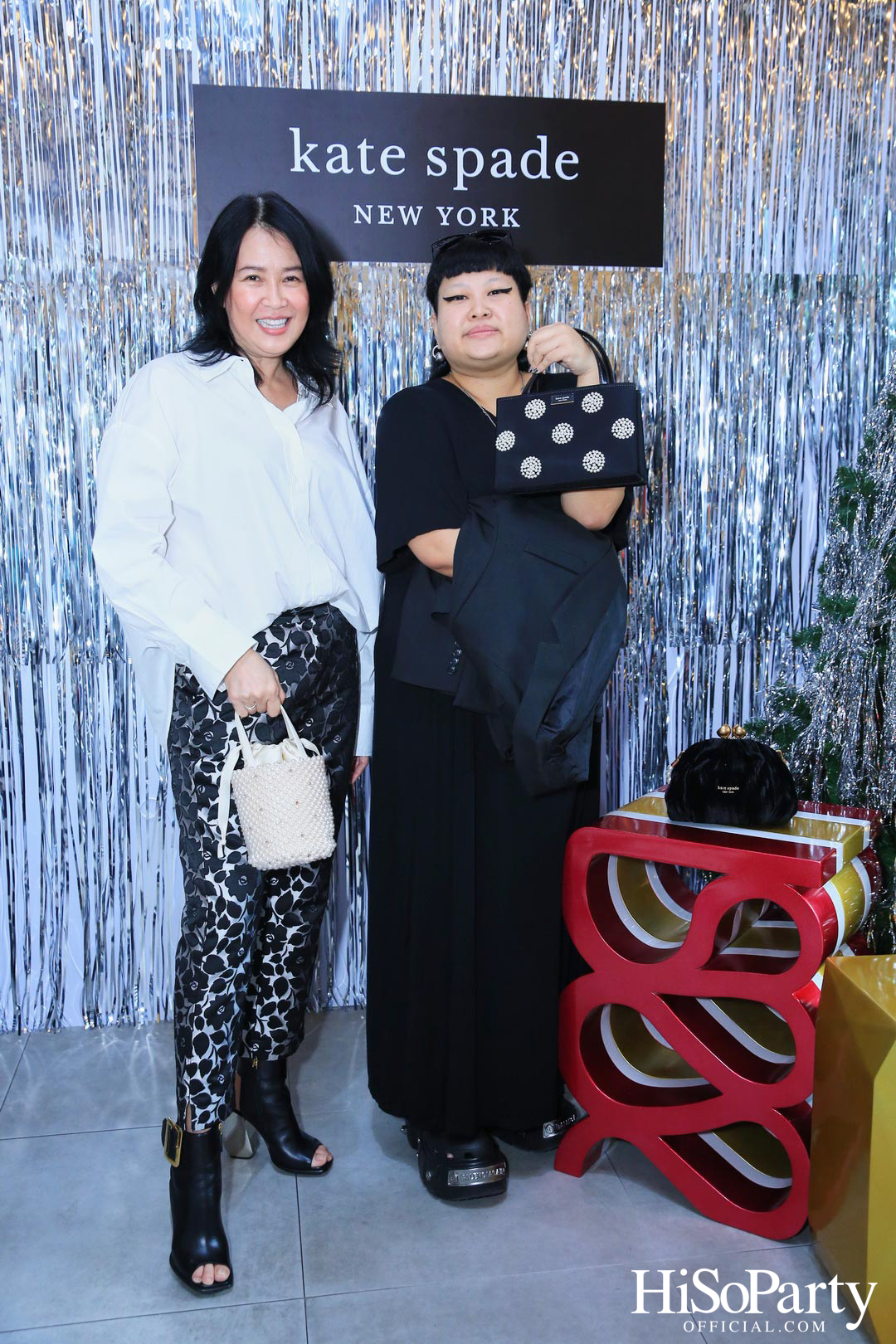 เปิดตัว kate spade New York holiday 2022 ‘Let’s Have a Ball’