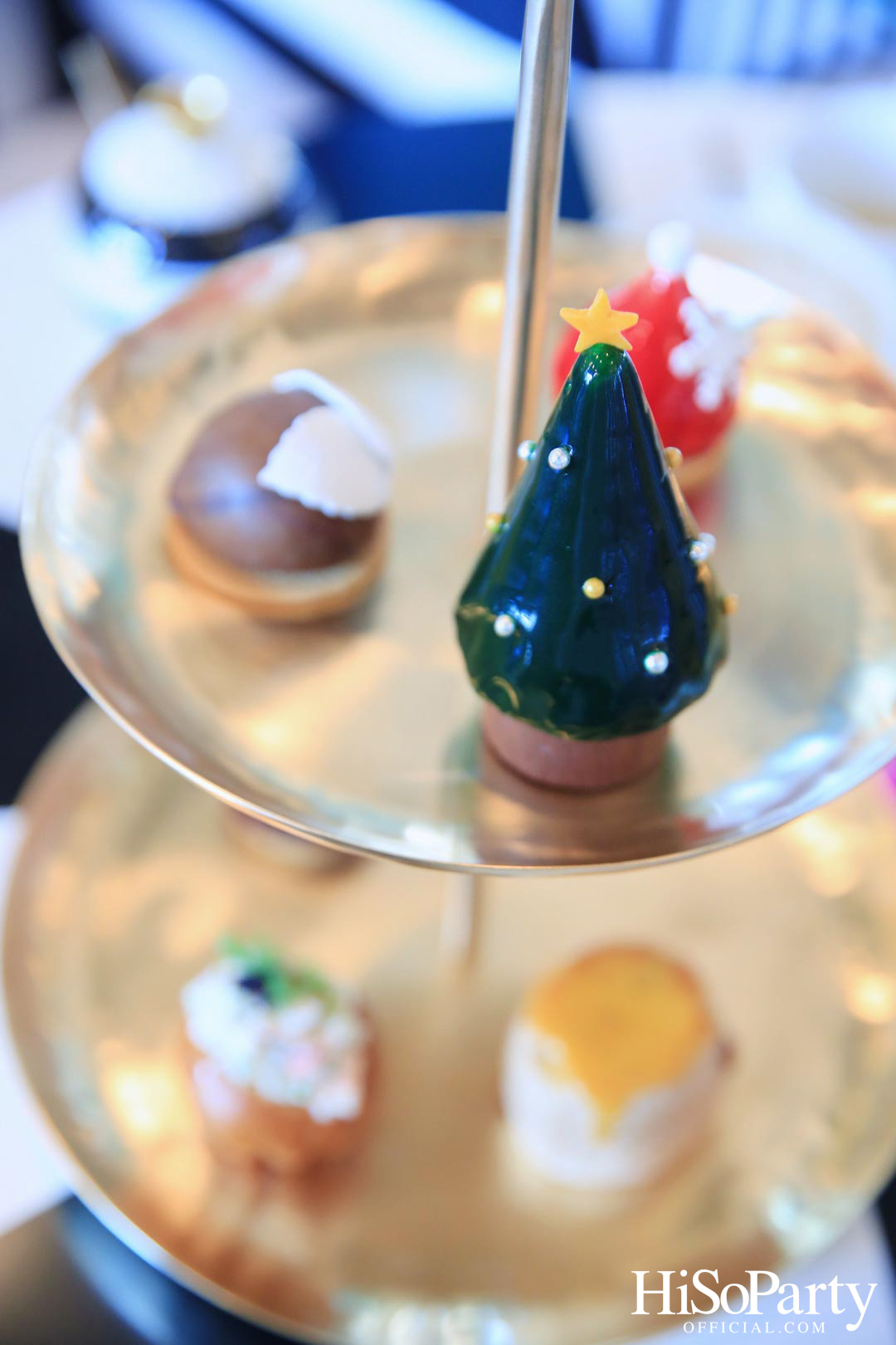 เปิดตัว kate spade New York holiday 2022 ‘Let’s Have a Ball’