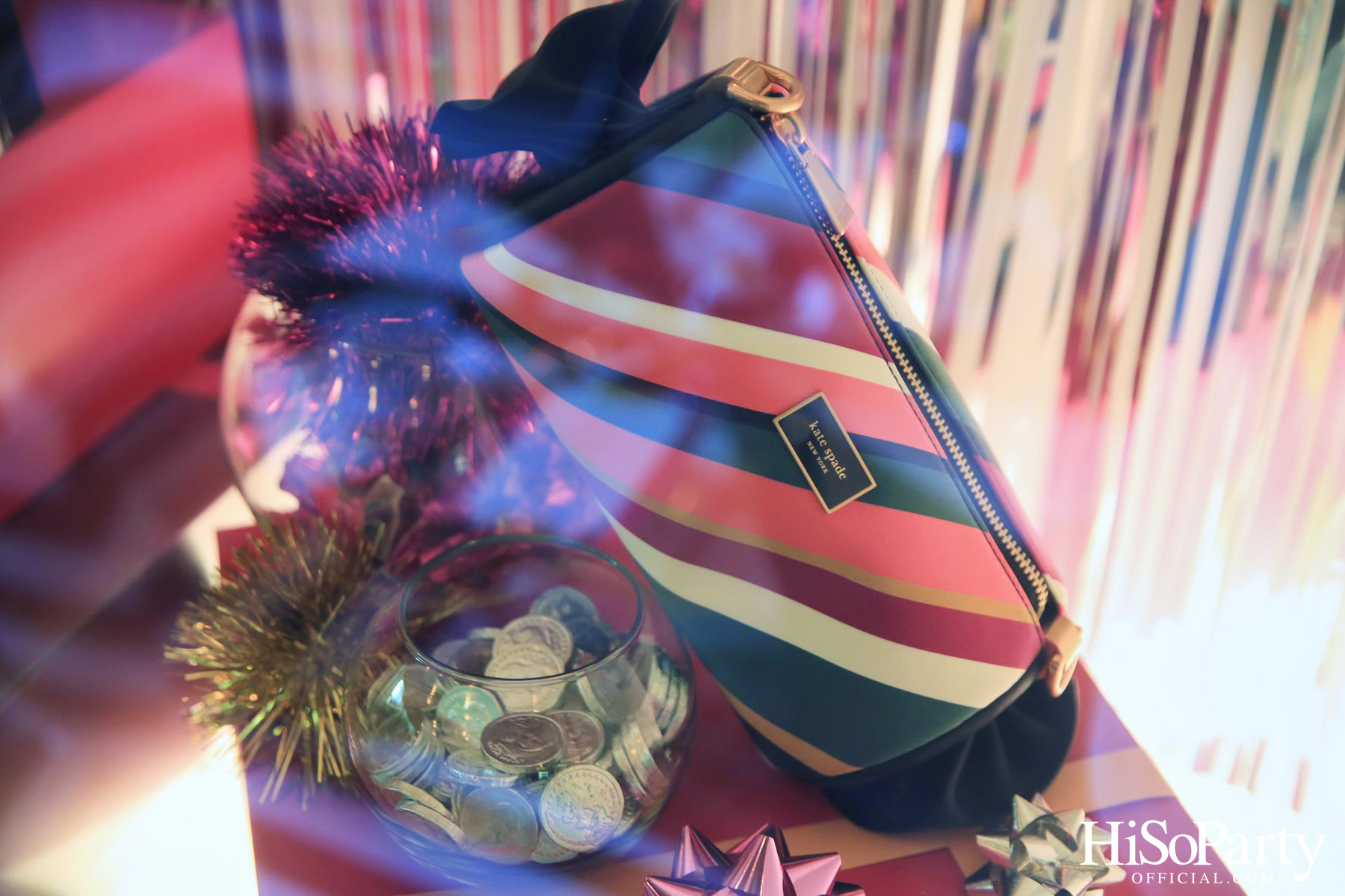 เปิดตัว kate spade New York holiday 2022 ‘Let’s Have a Ball’