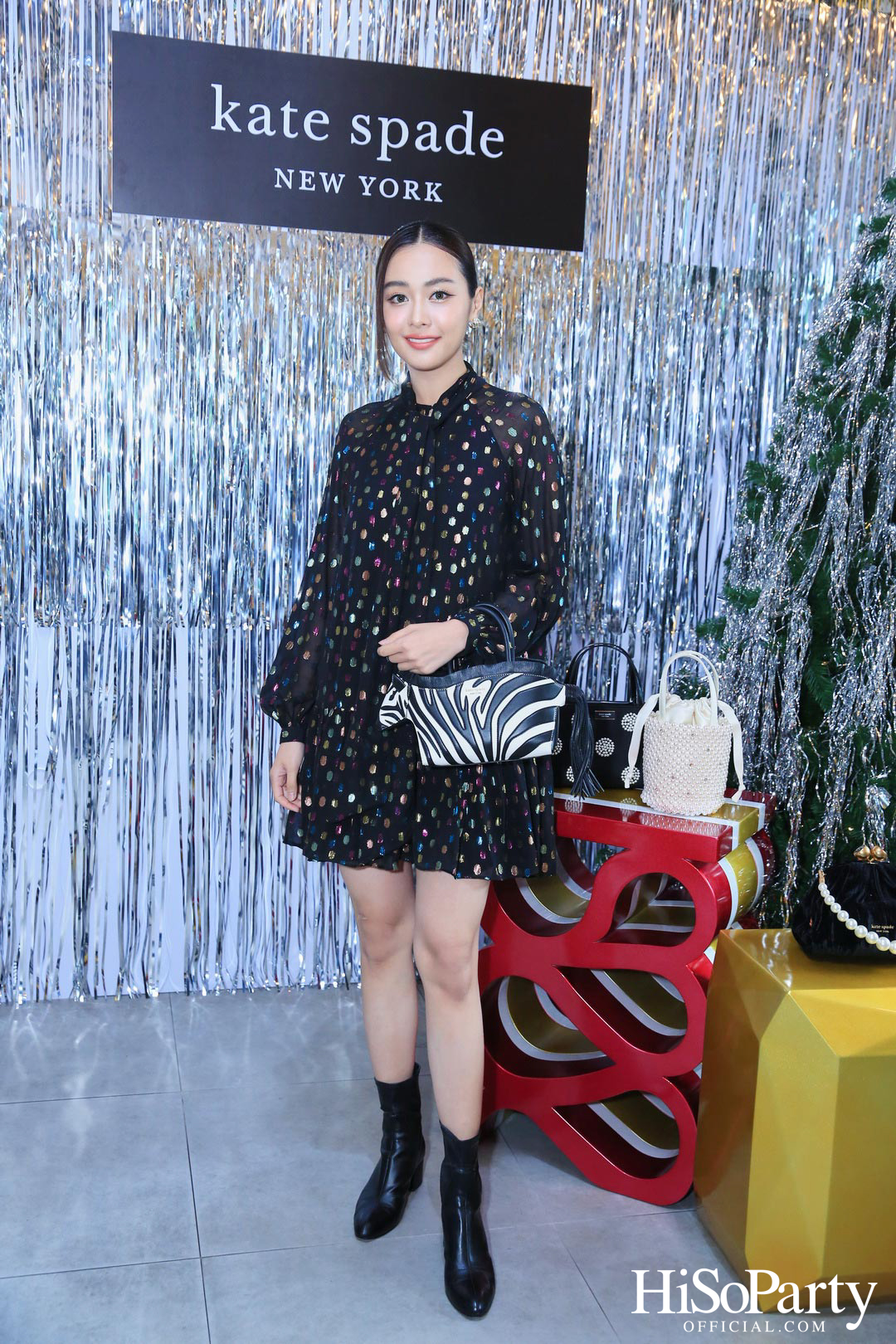 เปิดตัว kate spade New York holiday 2022 ‘Let’s Have a Ball’