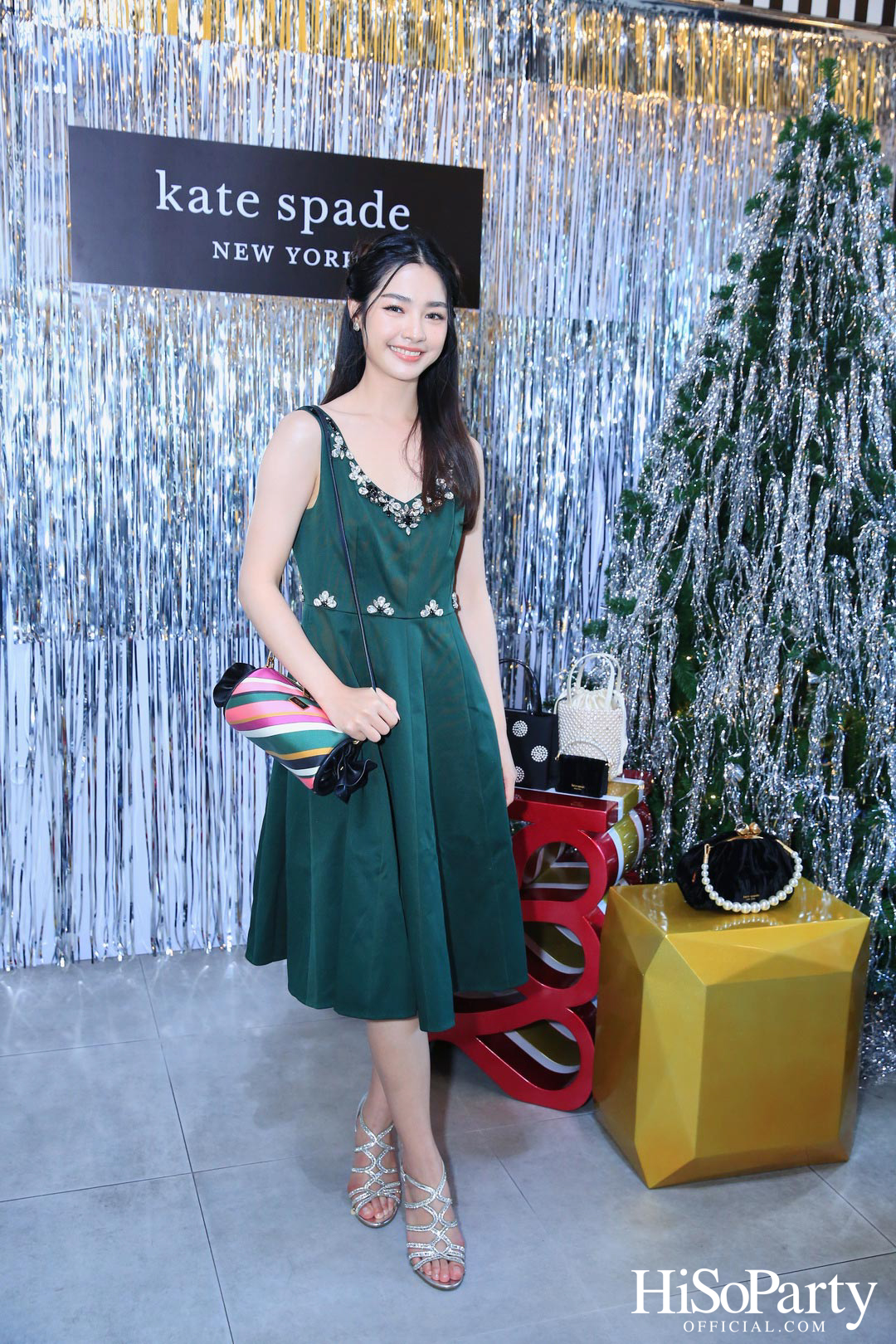 เปิดตัว kate spade New York holiday 2022 ‘Let’s Have a Ball’