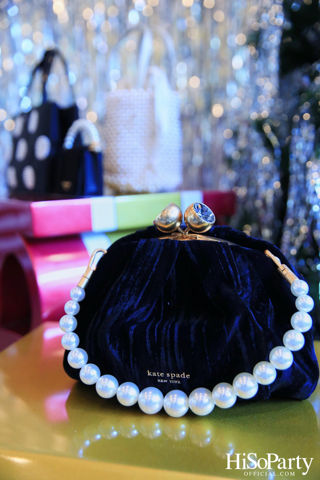 เปิดตัว kate spade New York holiday 2022 ‘Let’s Have a Ball’