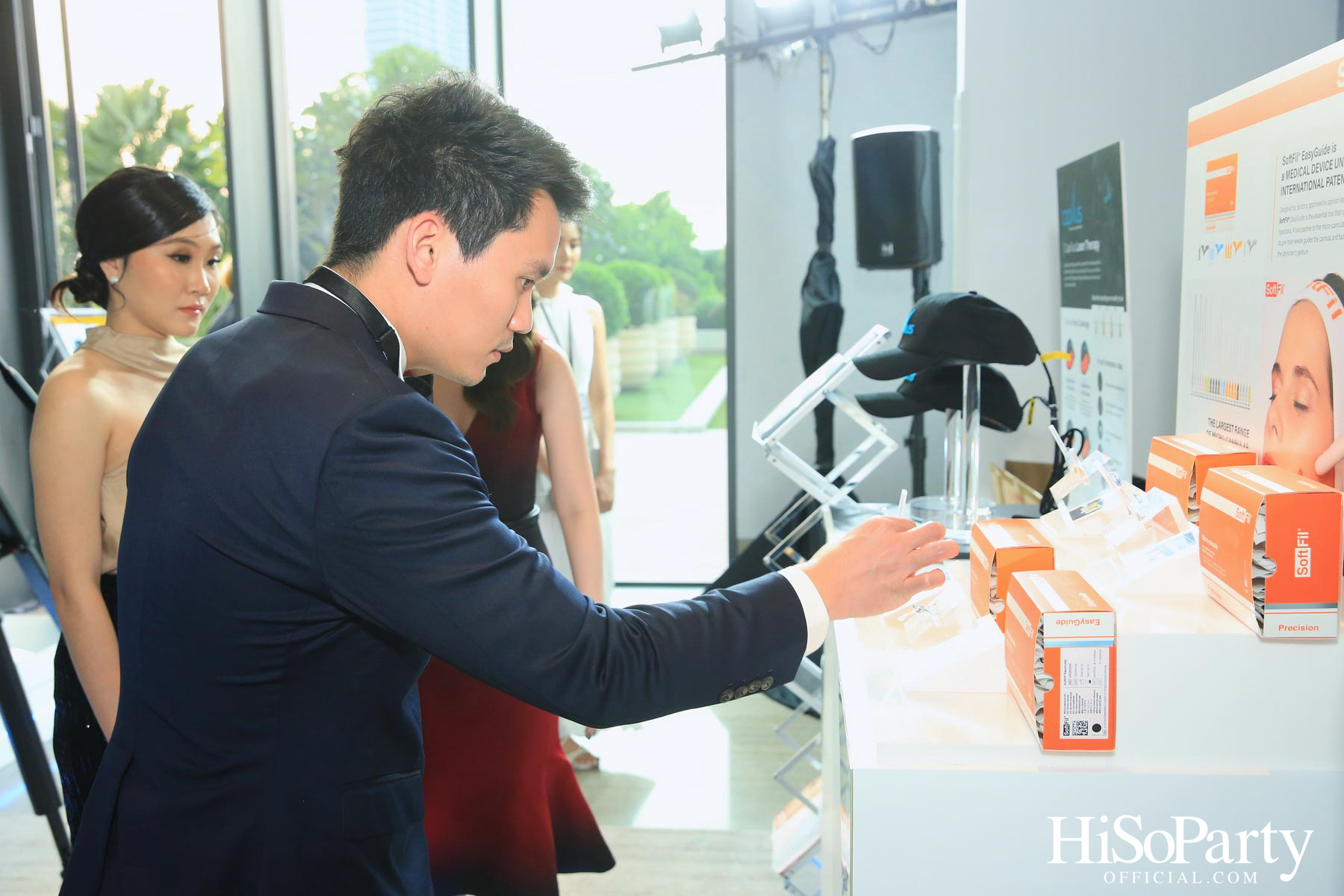 ‘THE NEW ERA OF WORLD CLASS MEDICAL AESTHETIC LASER’ งานฉลองครบรอบ 10 ปี ‘AESLA’