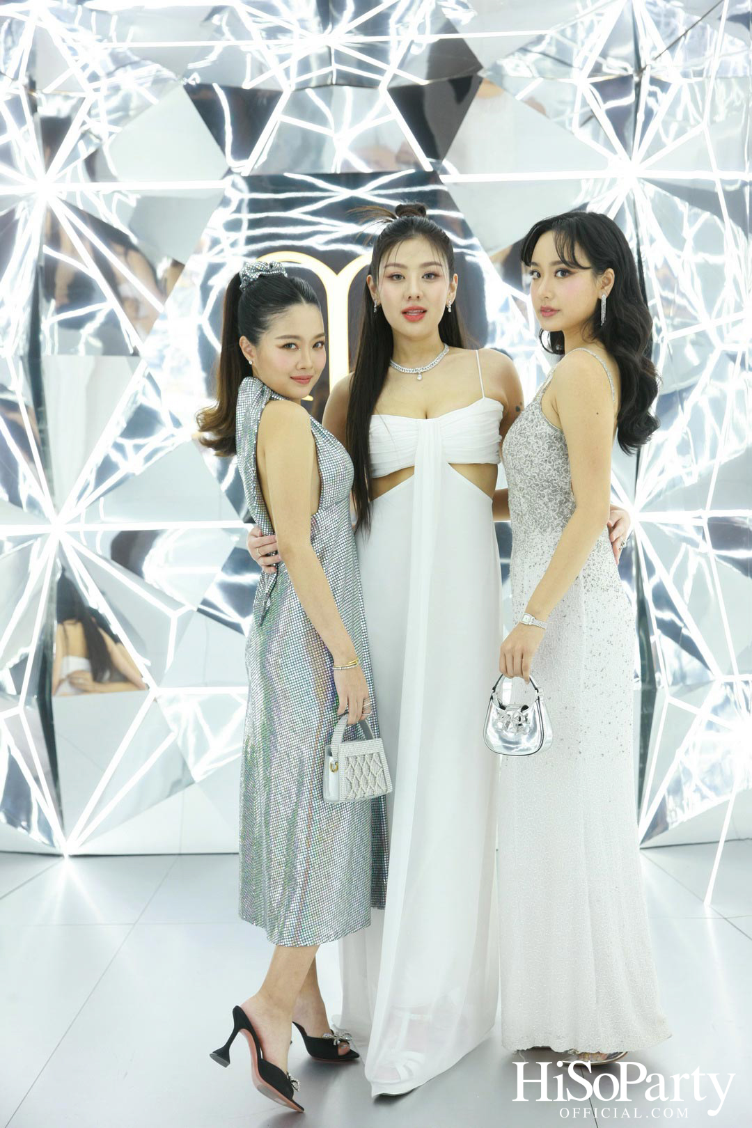 MULTI LEVEL BRIGHTENING BY CLÉ DE PEAU BEAUTÉ