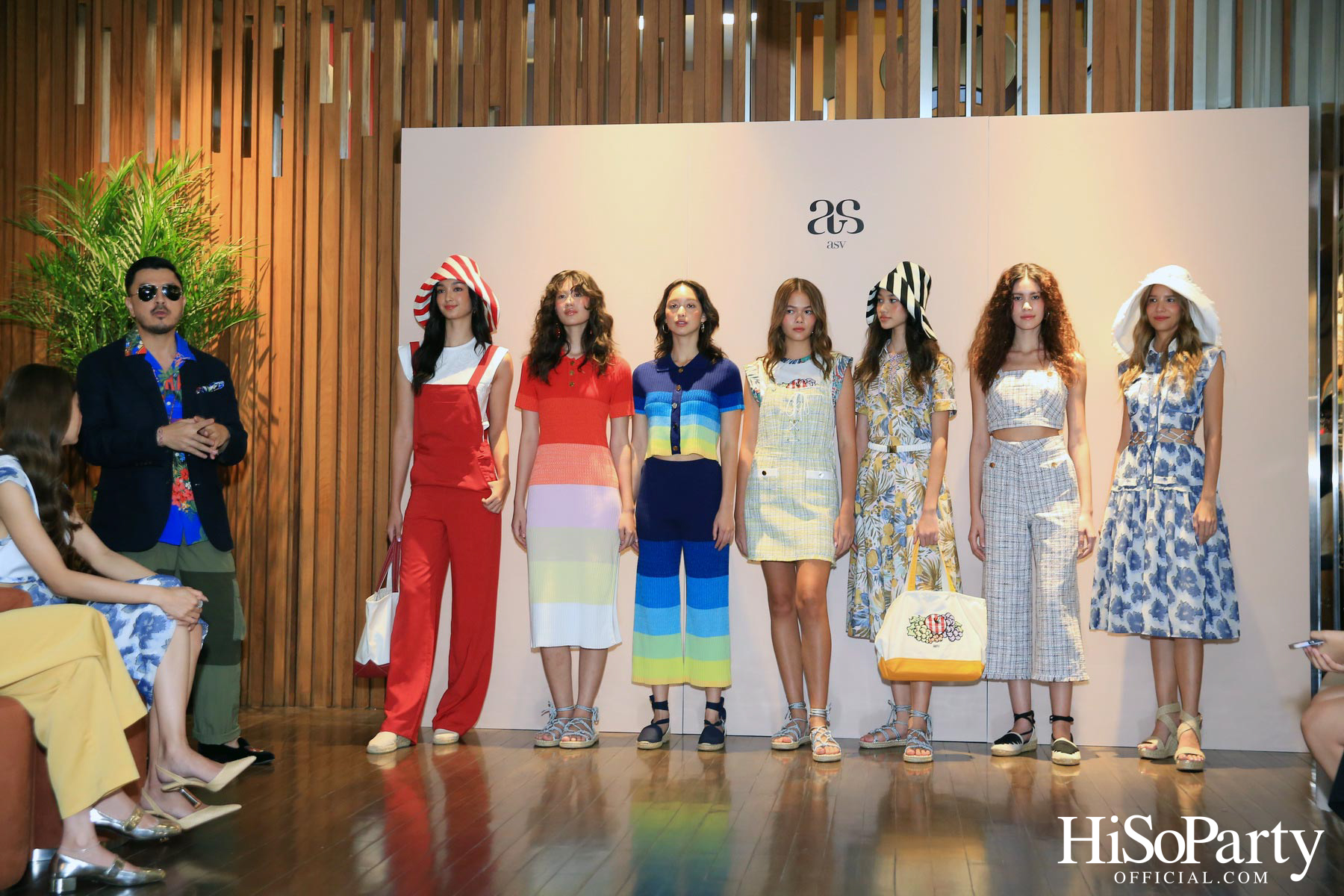 asv Spring/Summer 2023 Collection Trunk Show ‘Postcard from the Seaside’