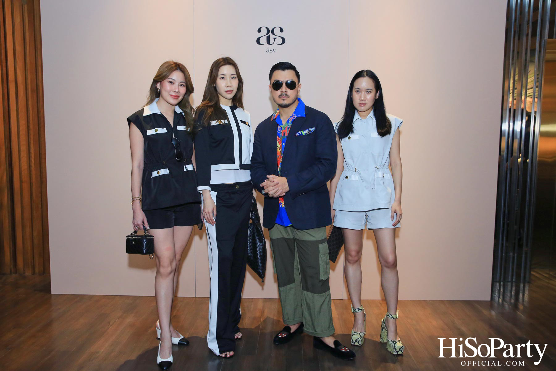 asv Spring/Summer 2023 Collection Trunk Show ‘Postcard from the Seaside’