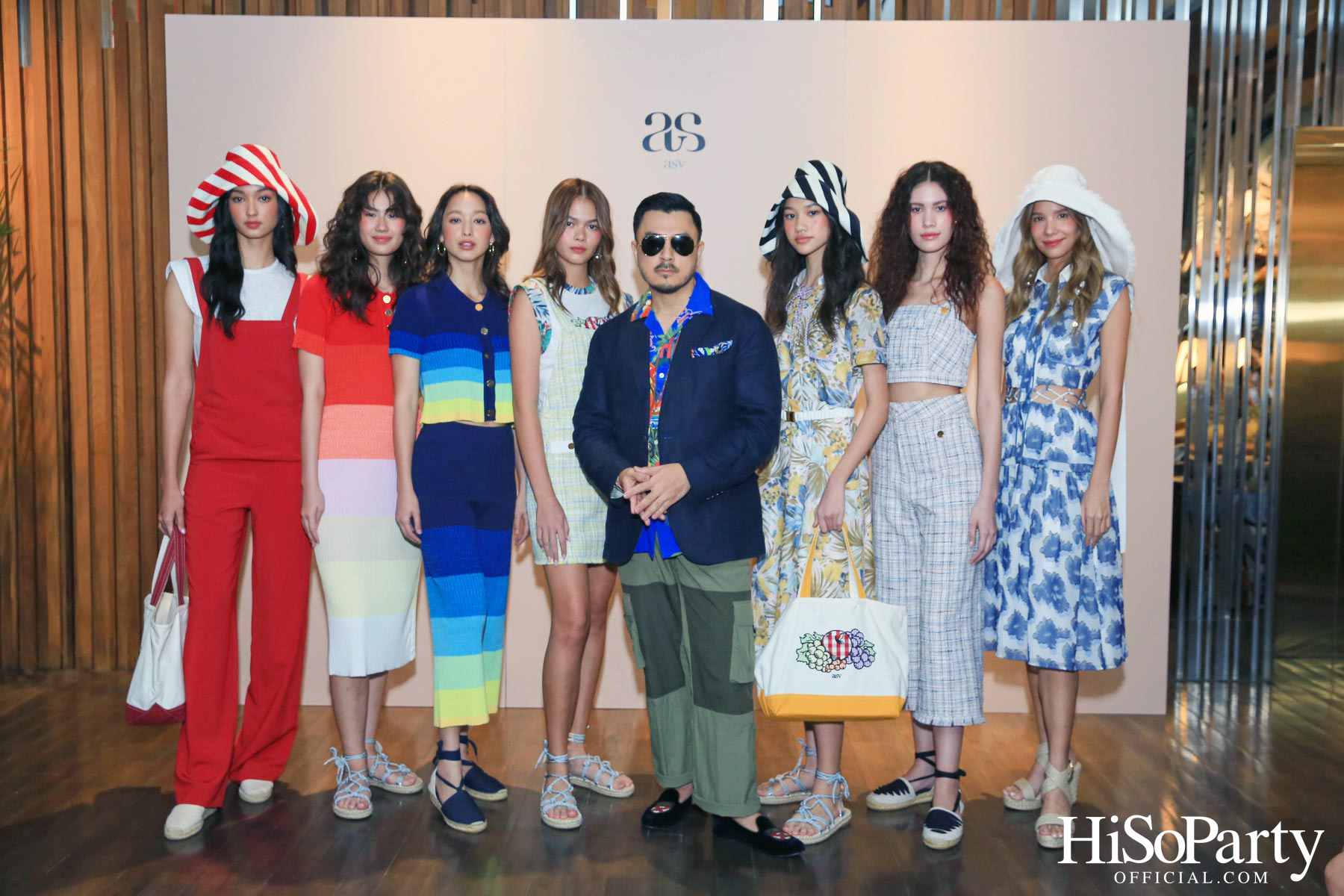 asv Spring/Summer 2023 Collection Trunk Show ‘Postcard from the Seaside’