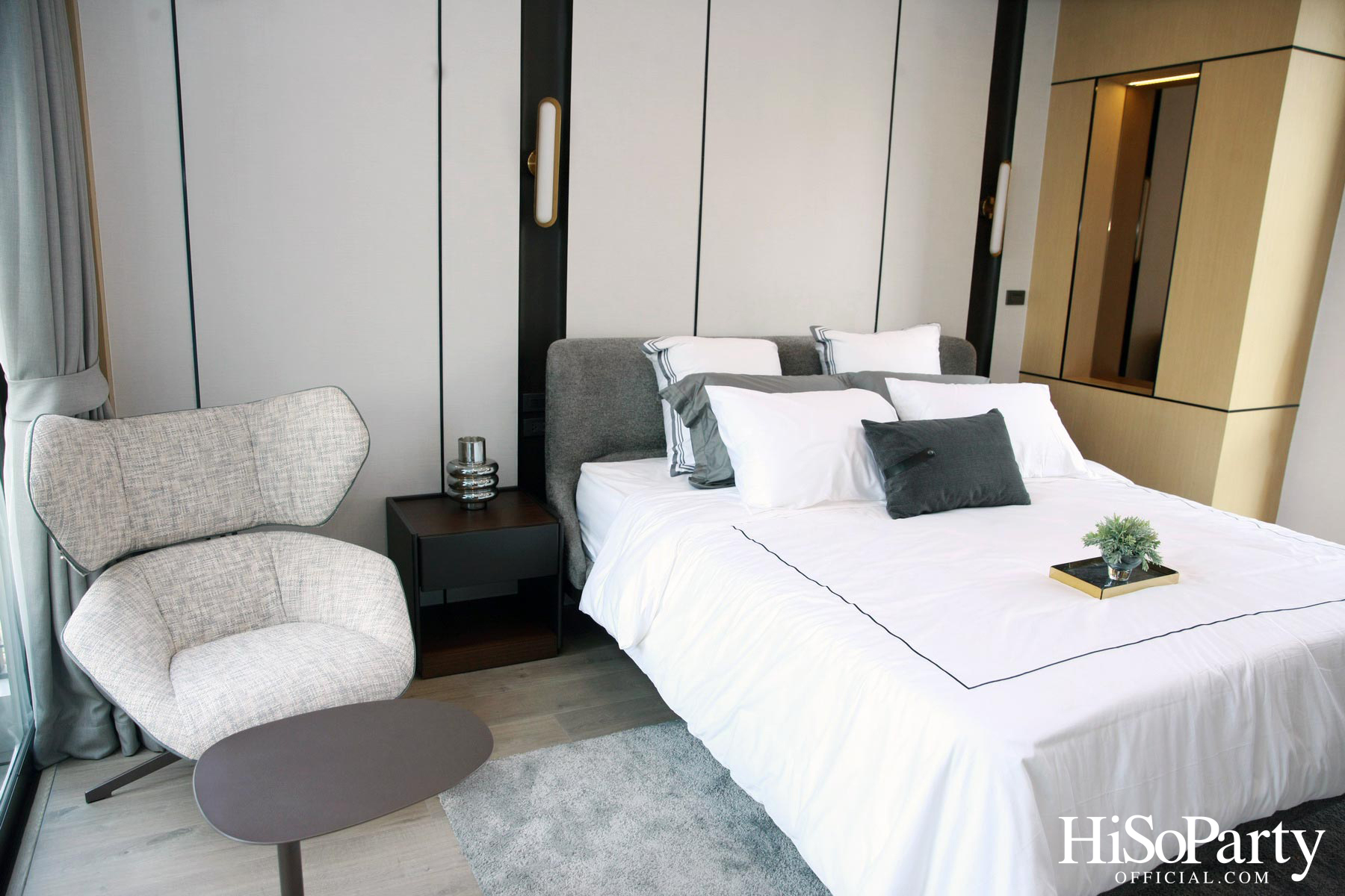 AN AFTERNOON WITH ‘AERIE’