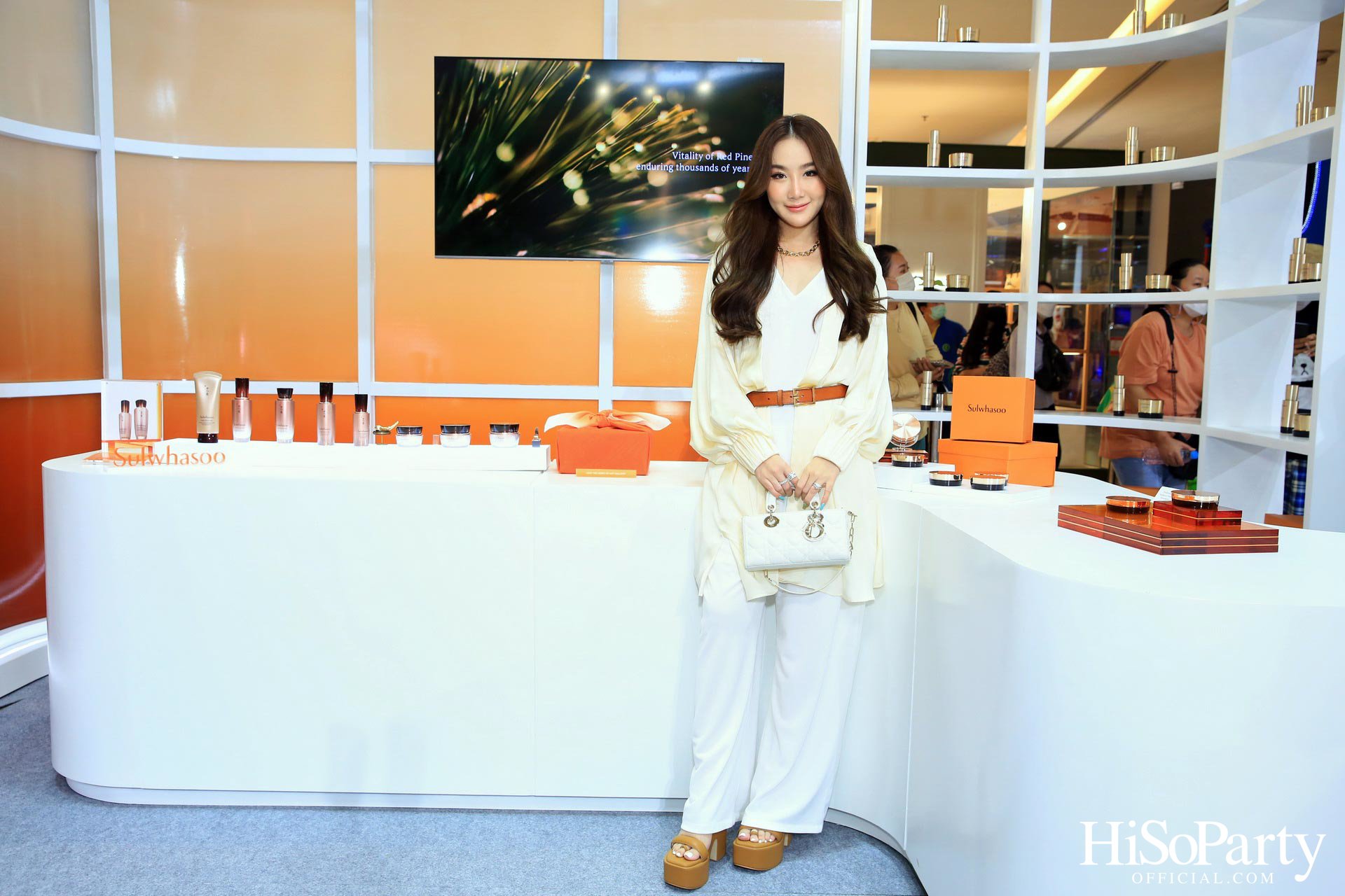 SULWHASOO จัดงานเปิดตัว POP-UP STORE: WORLD OF BEAUTY