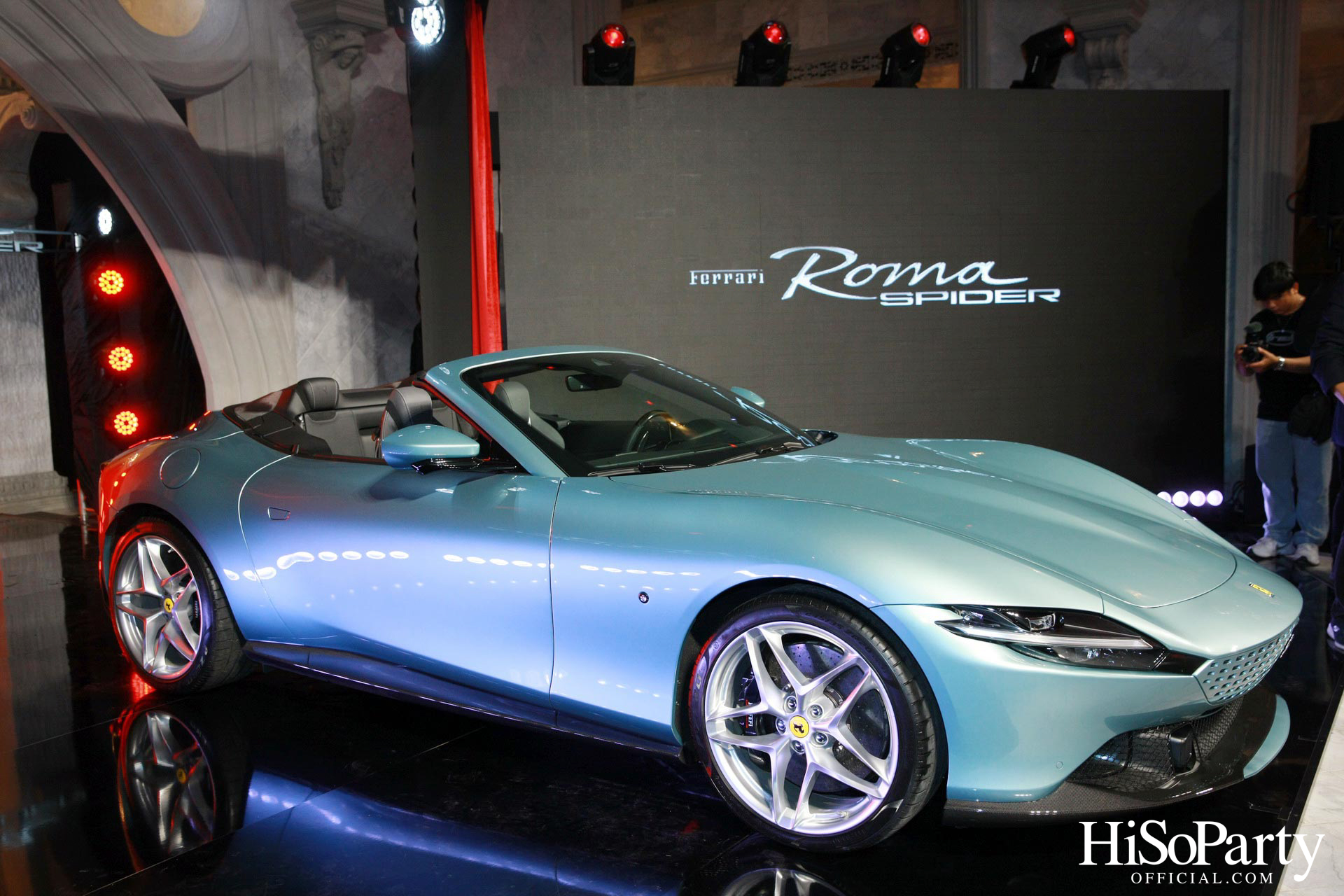 คาวาลลิโน มอเตอร์ จัดงานเปิดตัว ‘เฟอร์รารี่ Roma Spider’ มนต์เสน่ห์แห่งยนตรกรรมเปิดประทุนสง่างามเหนือกาลเวลา