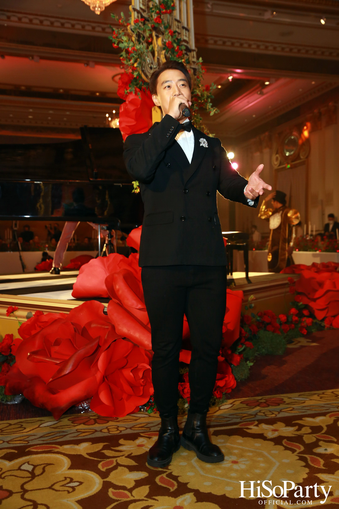 Beauty Gems ‘A High Jewelry Sit -Down Dinner’ Inspired by the timeless tale.