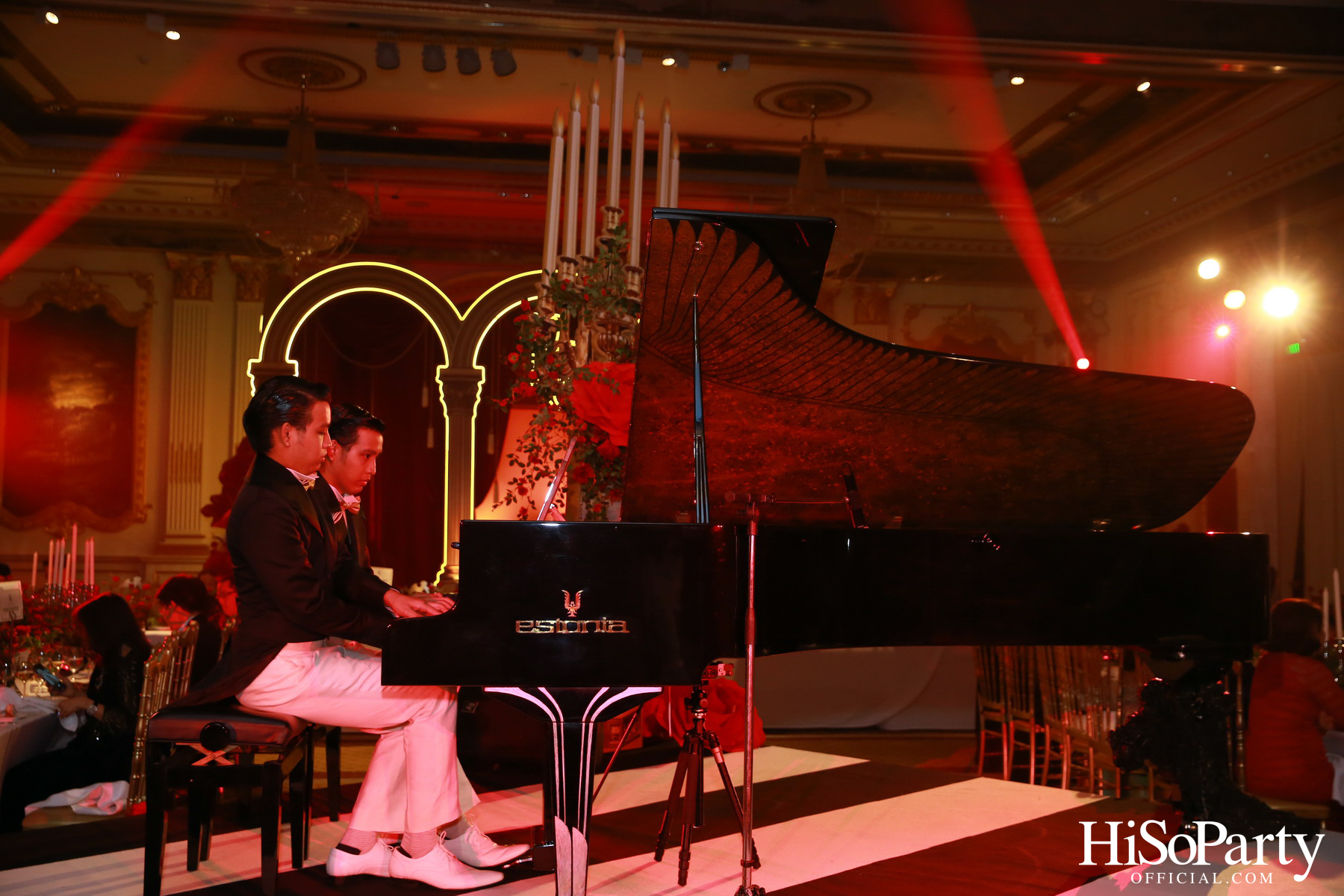 Beauty Gems ‘A High Jewelry Sit -Down Dinner’ Inspired by the timeless tale.