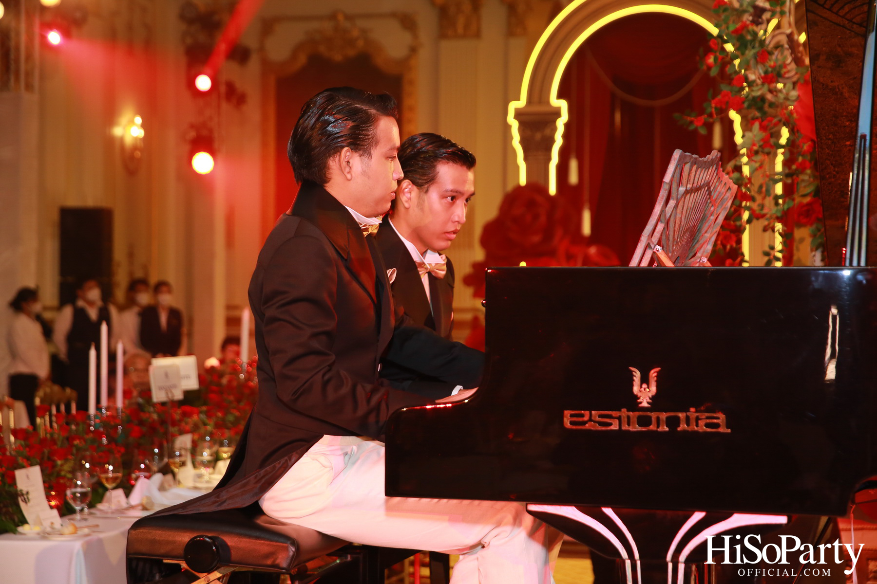 Beauty Gems ‘A High Jewelry Sit -Down Dinner’ Inspired by the timeless tale.