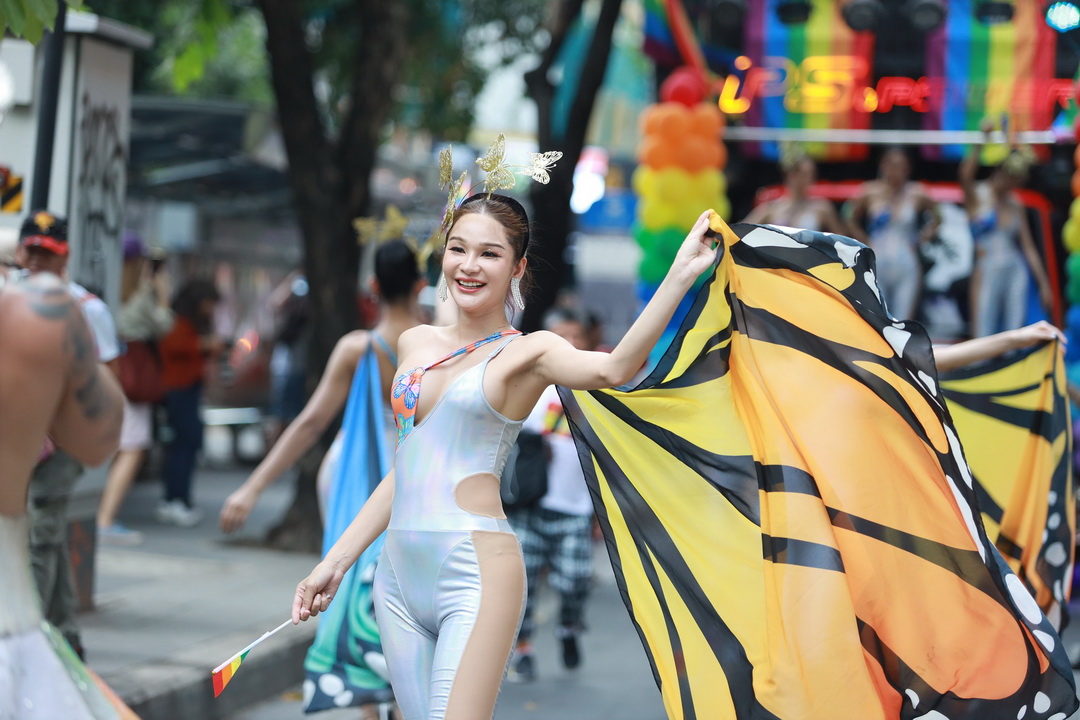 ประมวลภาพบรรยากาศงาน PRIDE IN LOVE FINALE MARDI GRAS ที่จัดขึ้นโดย เดอะมอลล์ กรุ๊ป ร่วมกับพันธมิตรทั้งภาครัฐ และเอกชน