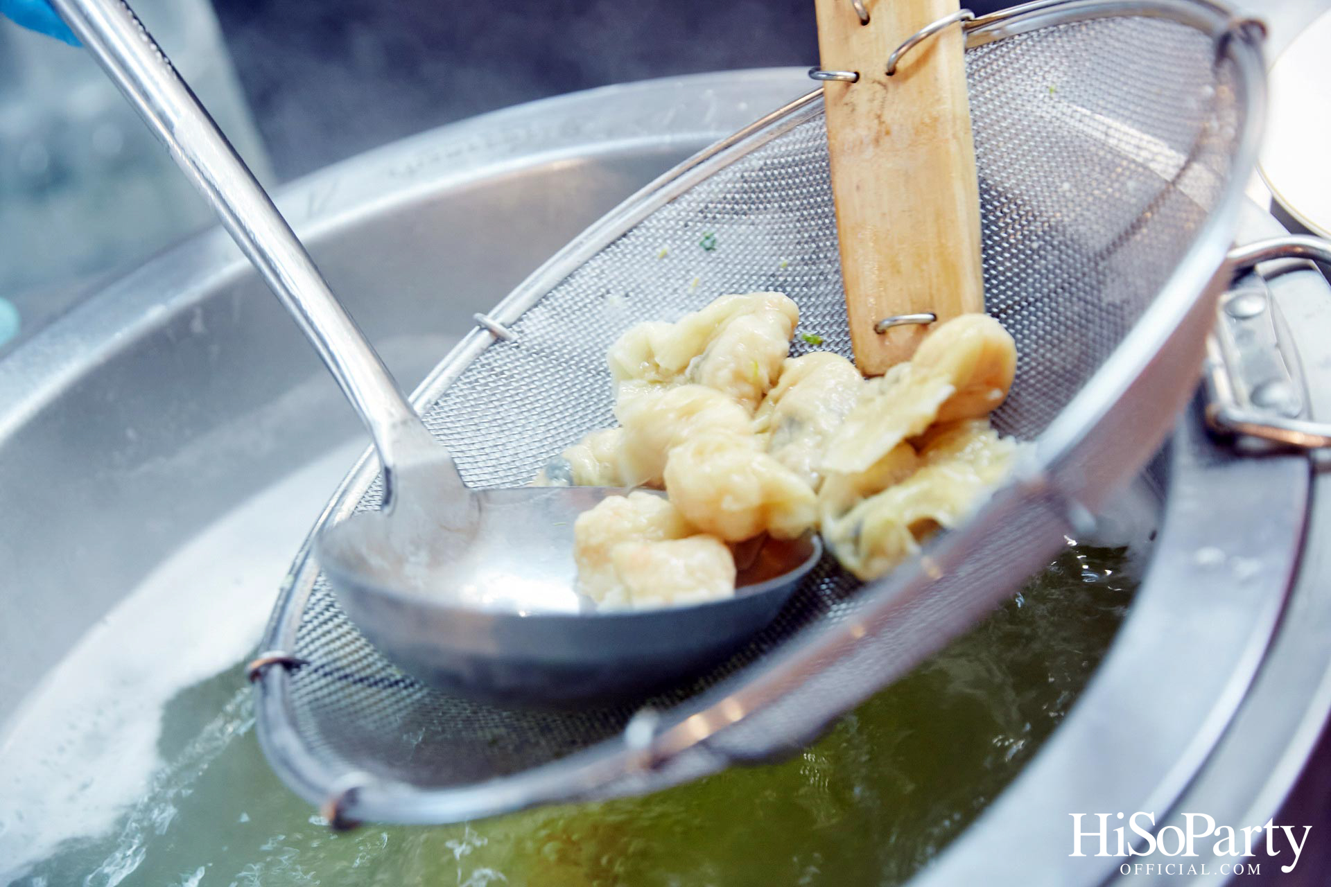 เปิดตัว Mak's Noodle สาขาแรกในประเทศไทย