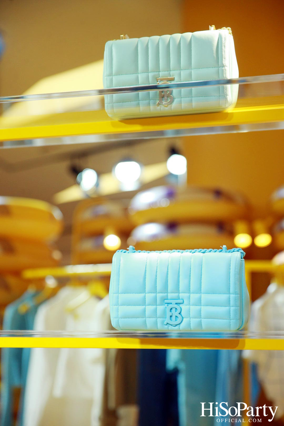 A BURBERRY SUMMER POP-UP