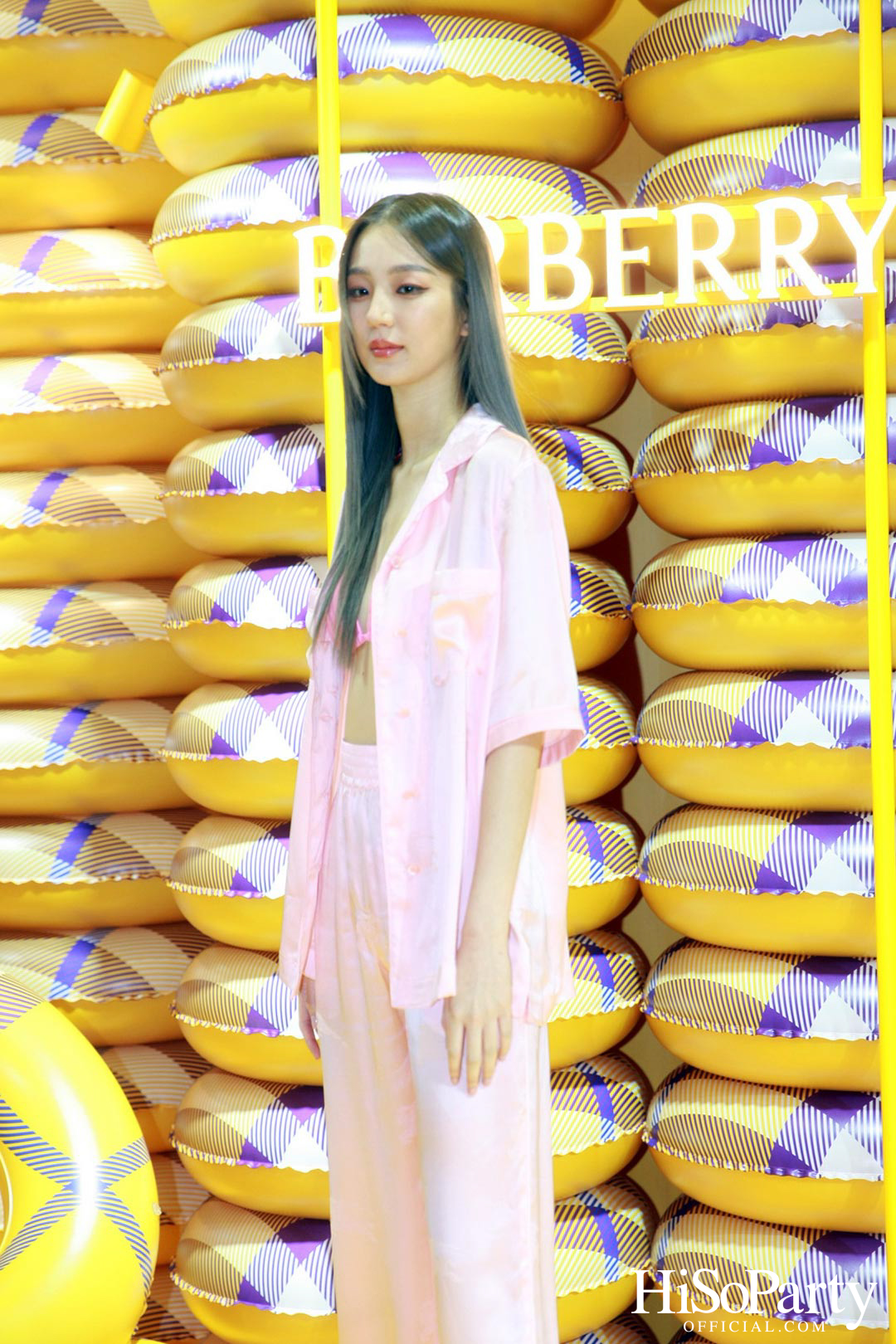 A BURBERRY SUMMER POP-UP