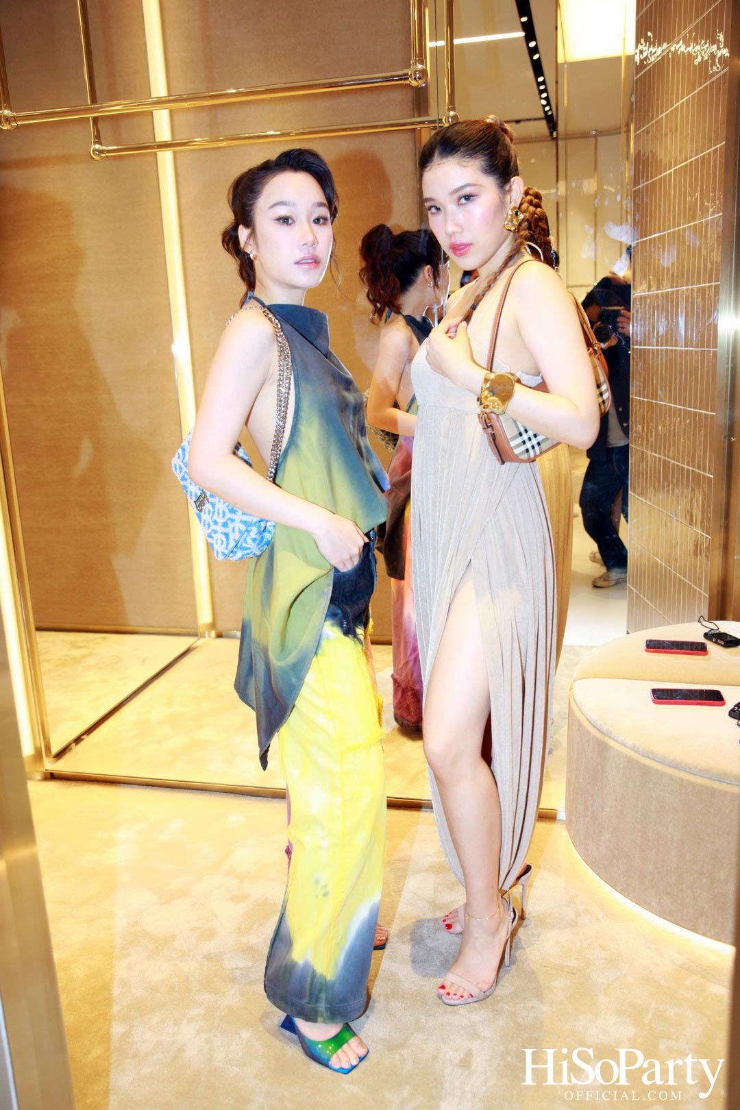 A BURBERRY SUMMER POP-UP