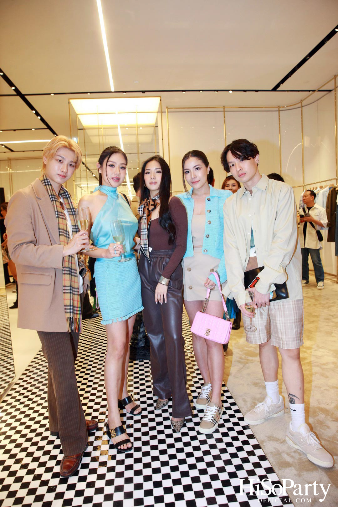 A BURBERRY SUMMER POP-UP