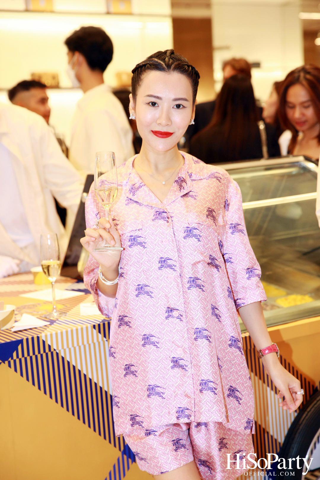 A BURBERRY SUMMER POP-UP