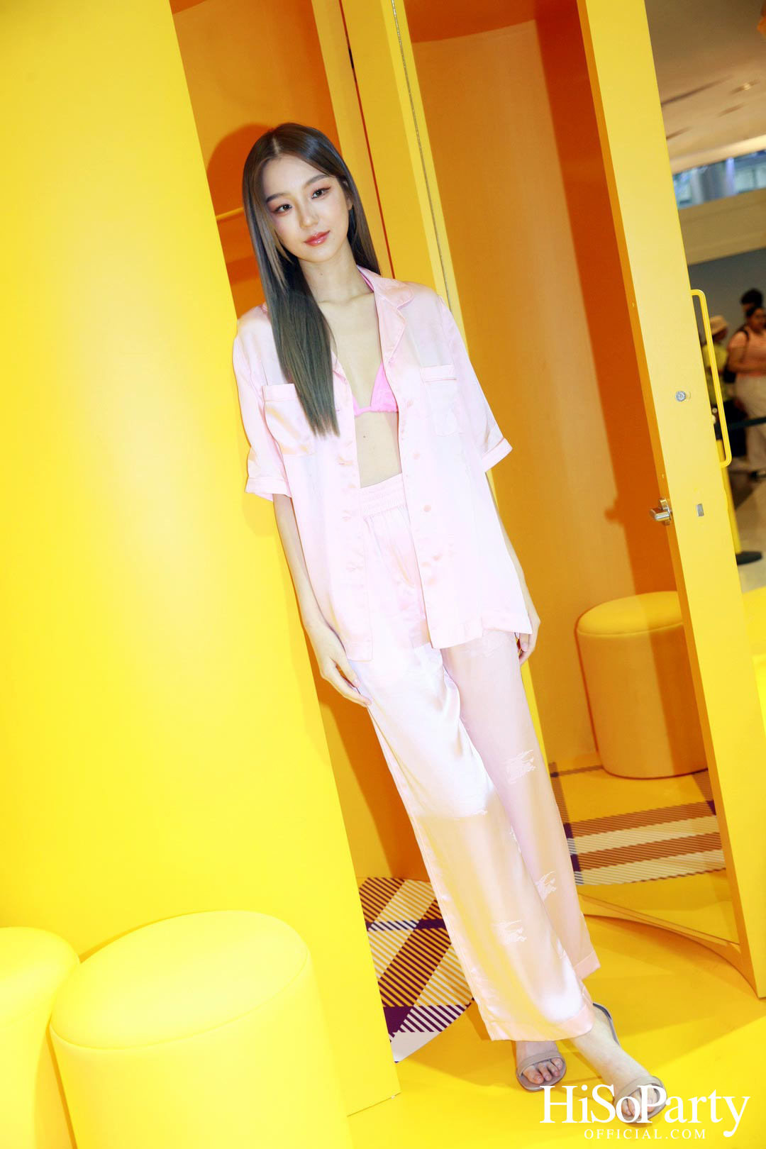 A BURBERRY SUMMER POP-UP