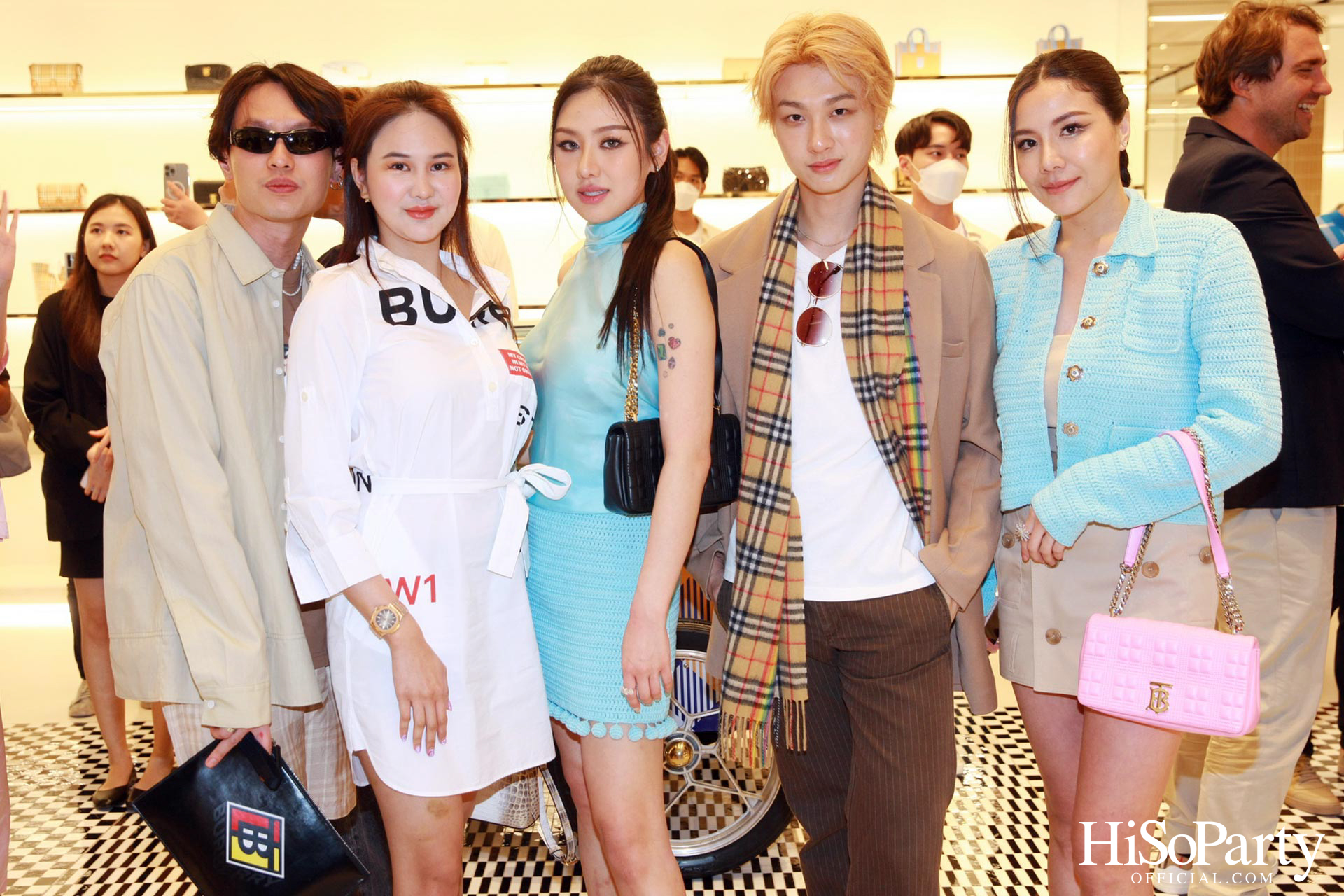 A BURBERRY SUMMER POP-UP